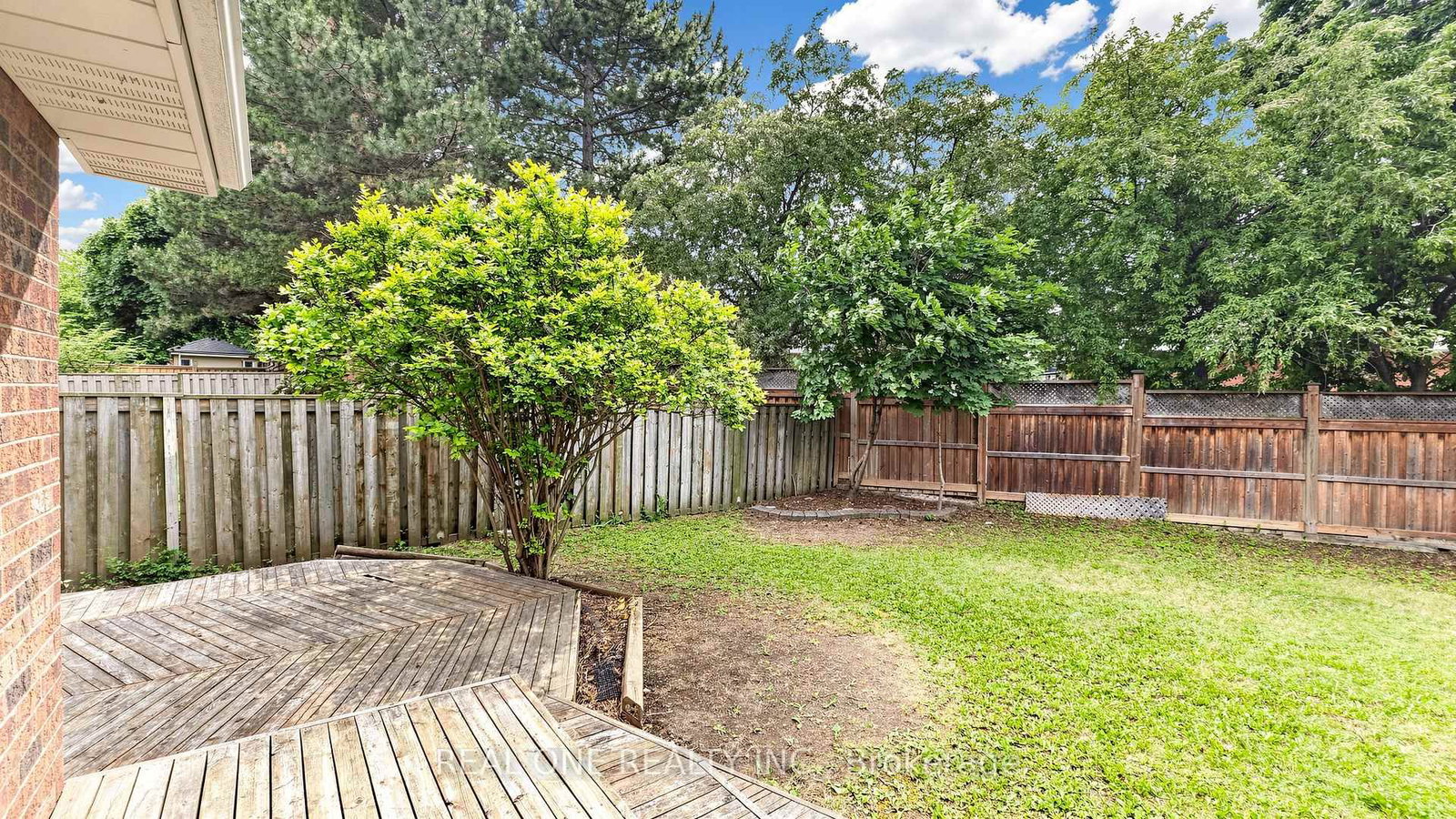 2027 Roy Ivor Crescent • Mississauga, ON photo 46