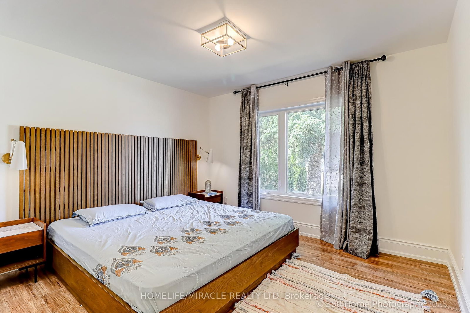 568 Weir Avenue • Oakville, ON photo 13