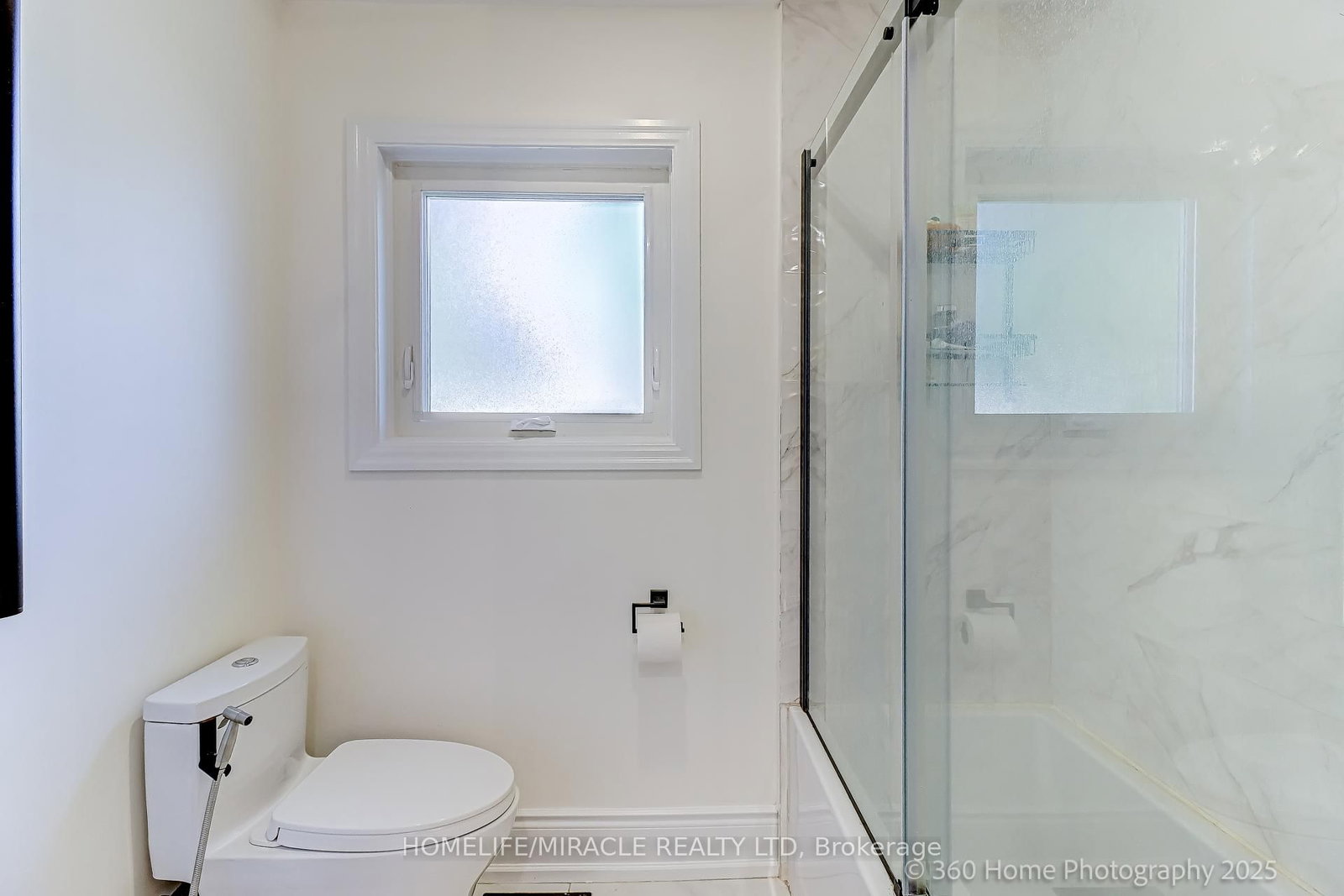 568 Weir Avenue • Oakville, ON photo 15
