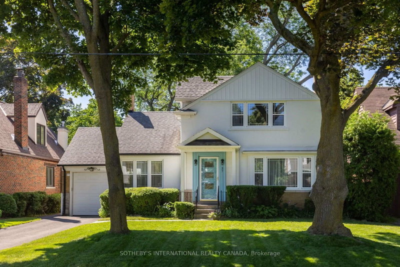 37 Hilldowntree Road