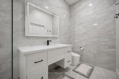 2395 Stillmeadow Mississauga,ON L5B 2A8 — Photo 25