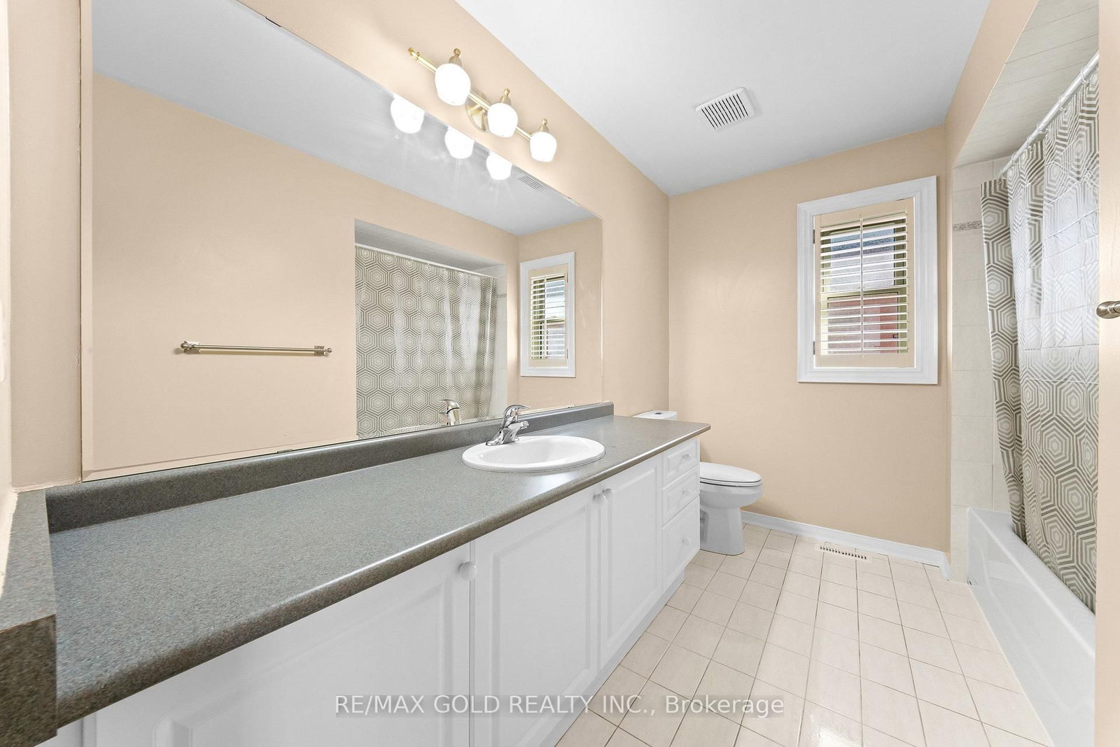 21 Pacific Wind Crescent • Brampton, ON photo 25