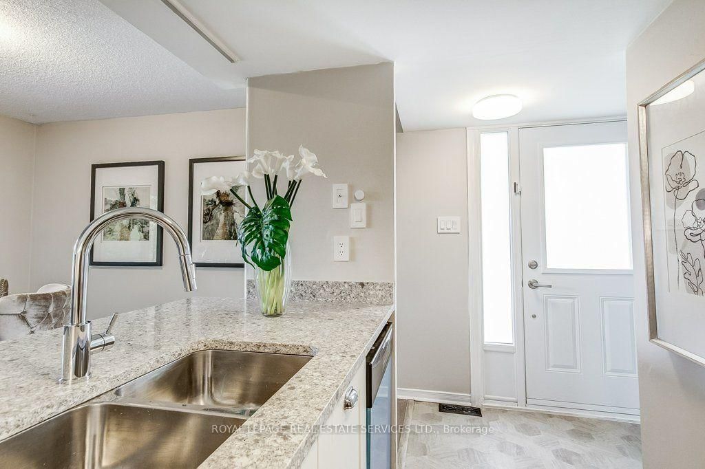 2530 Northampton Boulevard • #19 • Burlington, ON photo 11