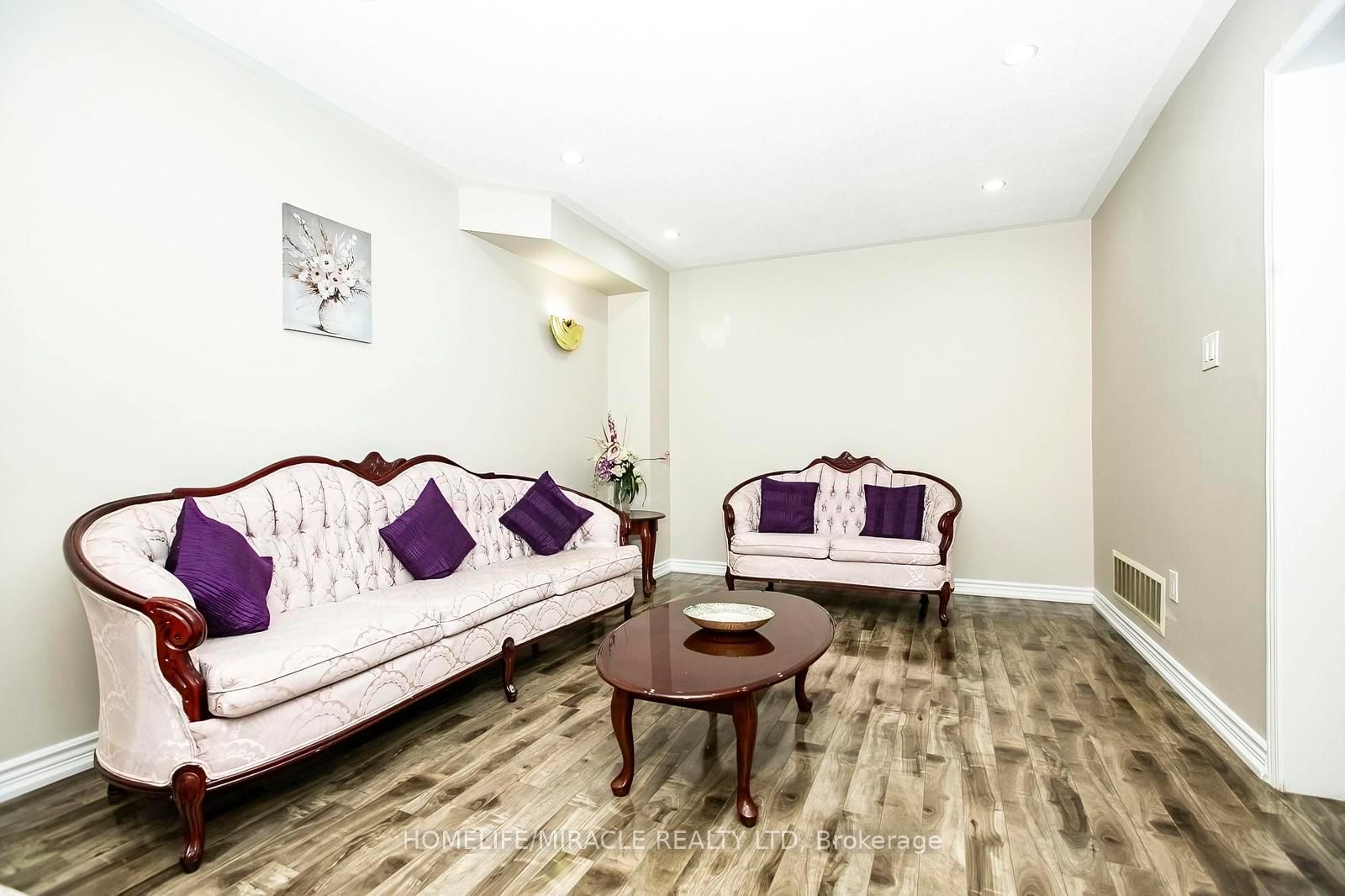 5 Butlermere Drive • Brampton, ON photo 6