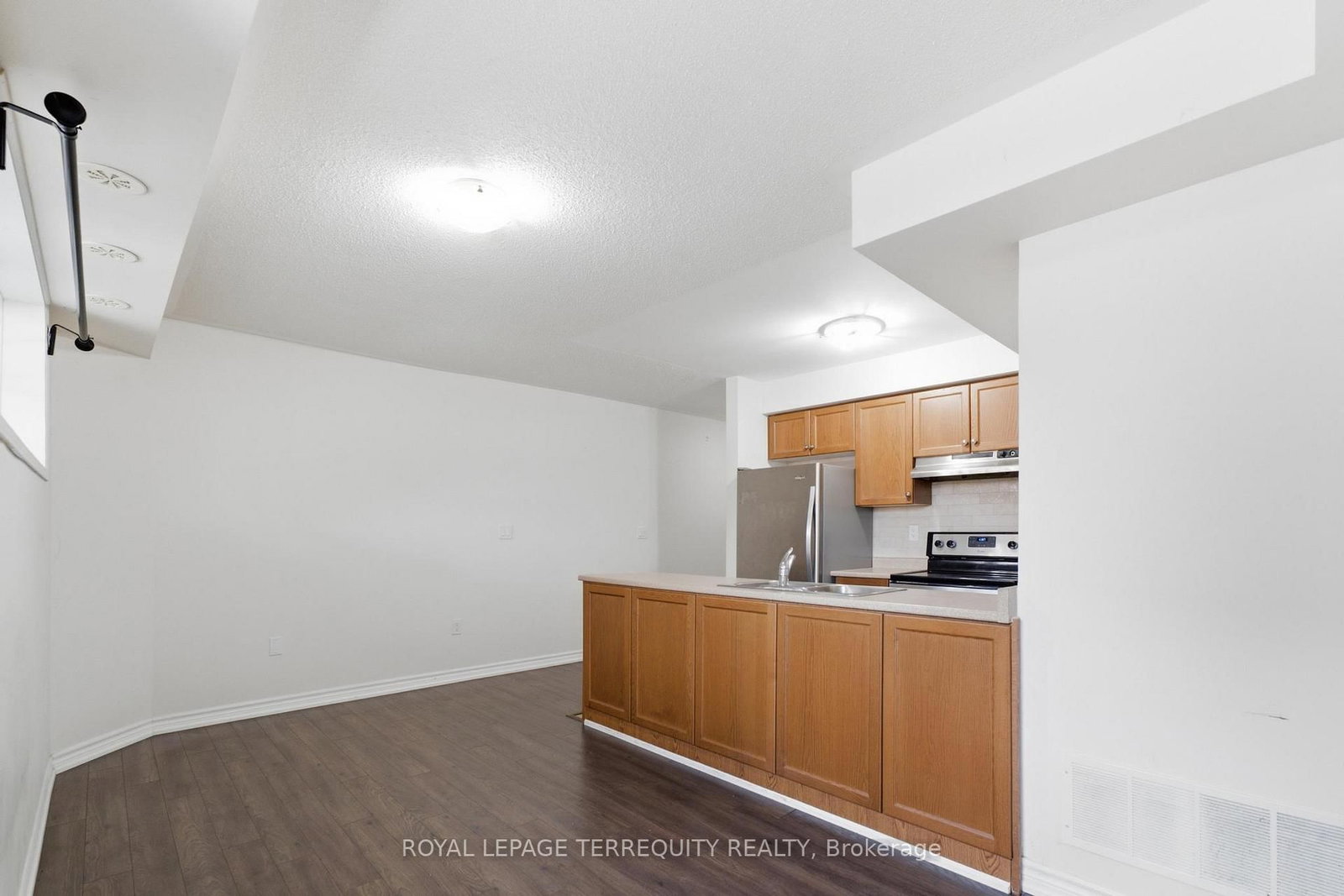 141 Isaac Devins Boulevard • #3 • Toronto, ON photo 8