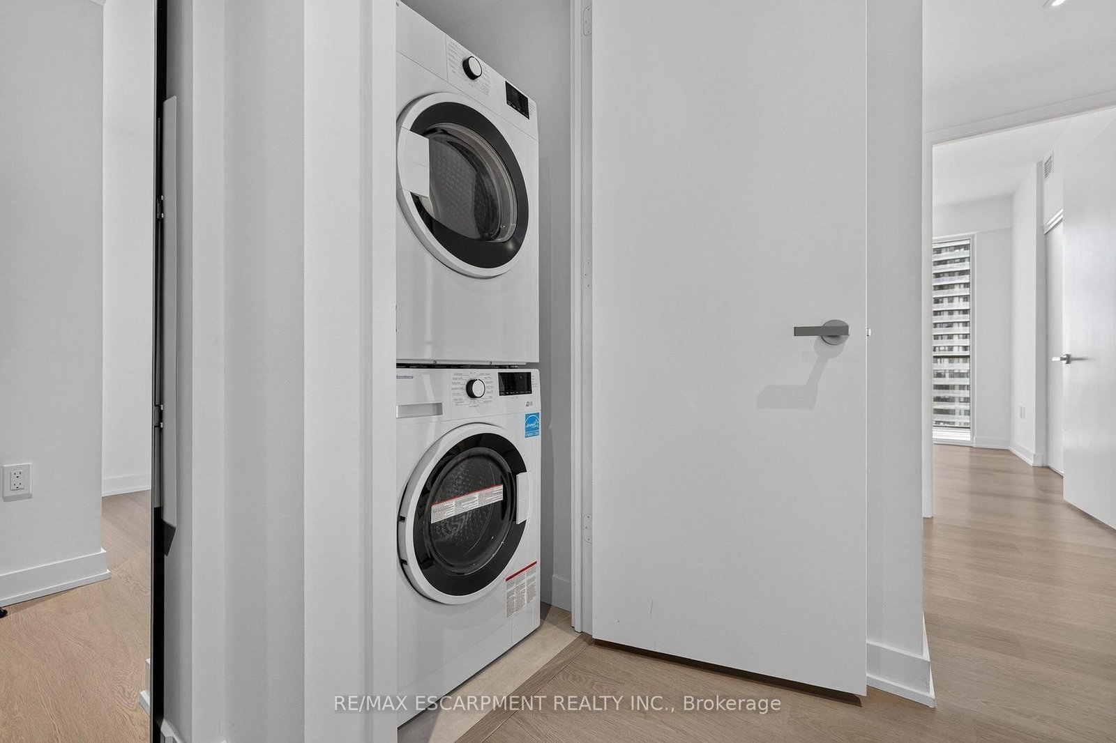 448 Burnhamthorpe Road W, Unit 4908 - Photo 39