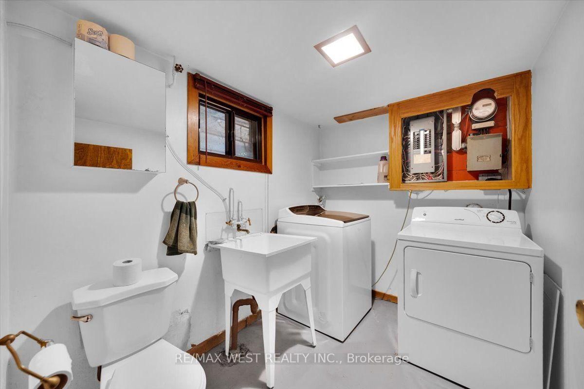 73 Seventeenth Street • Toronto, ON photo 22