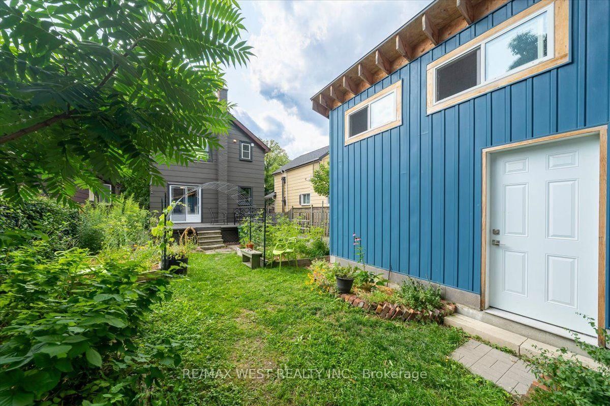 73 Seventeenth Street • Toronto, ON photo 26