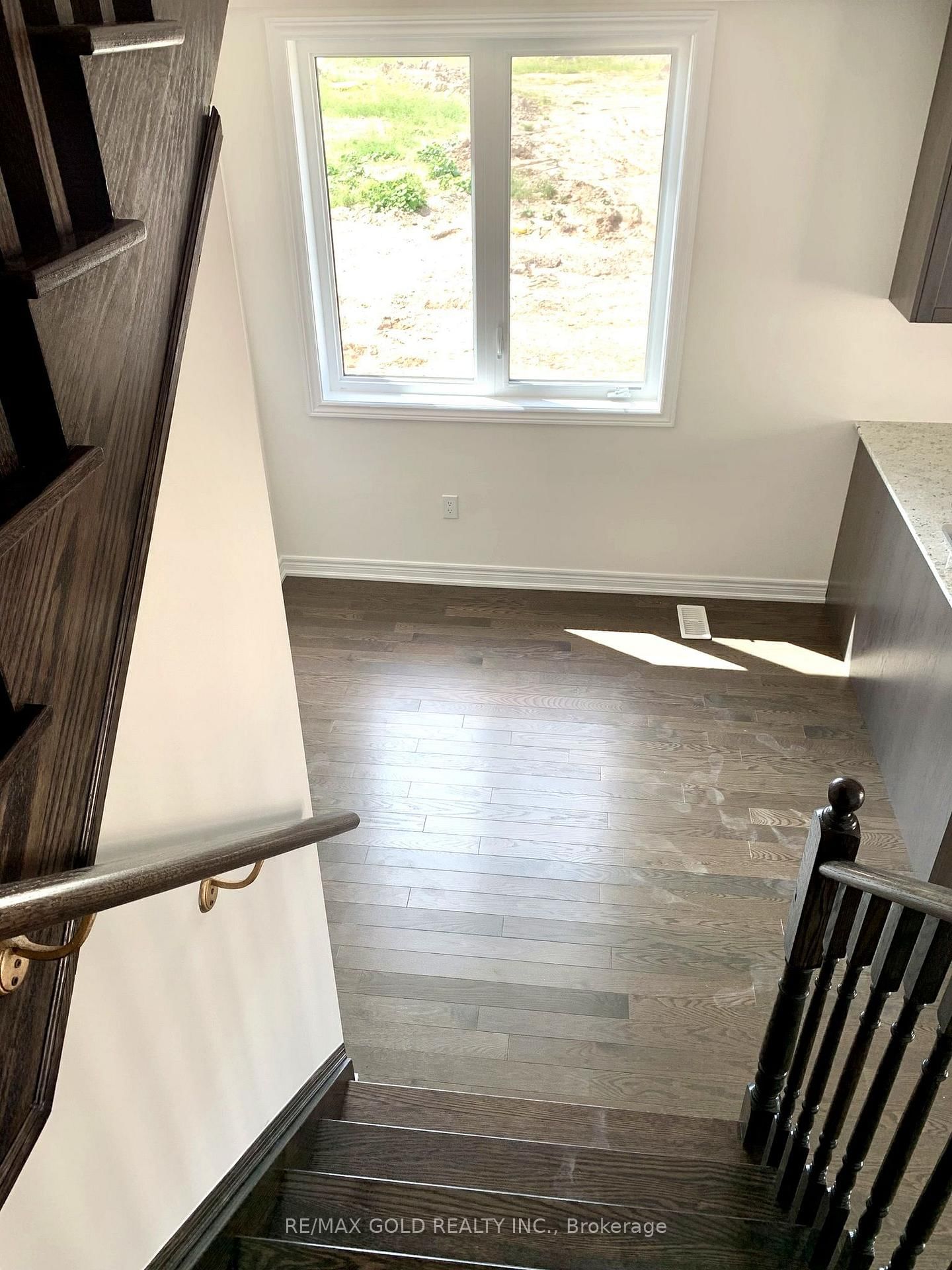 3953 Lodi Road • Burlington, ON photo 5
