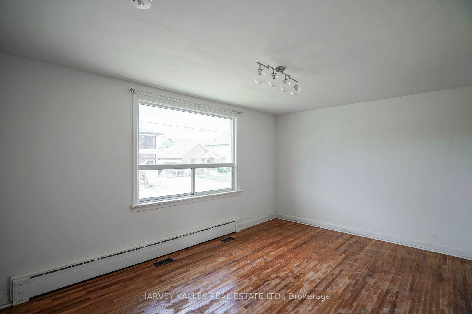 47 Stayner Avenue • Toronto, ON photo 20