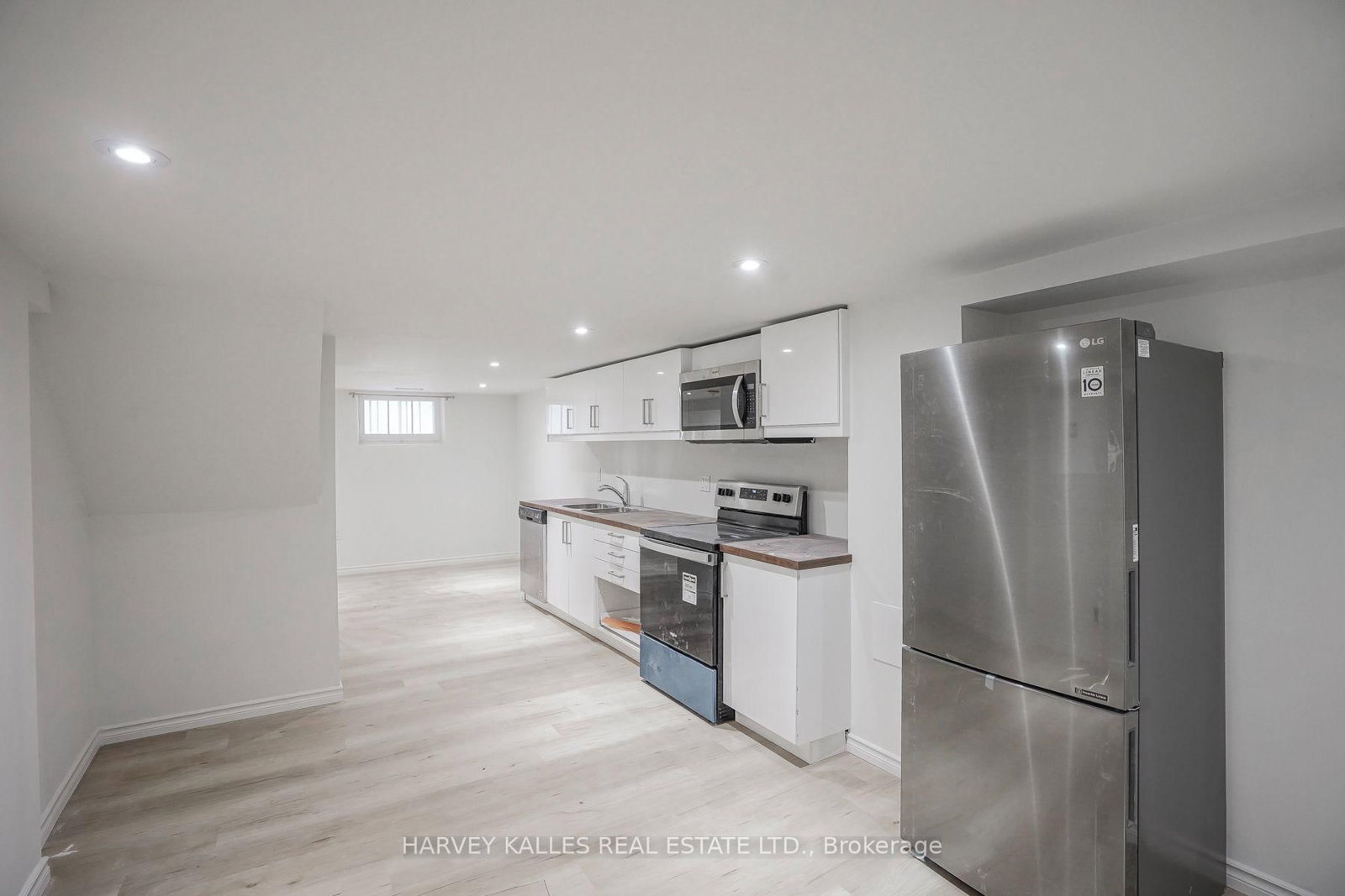 47 Stayner Avenue • Toronto, ON photo 23