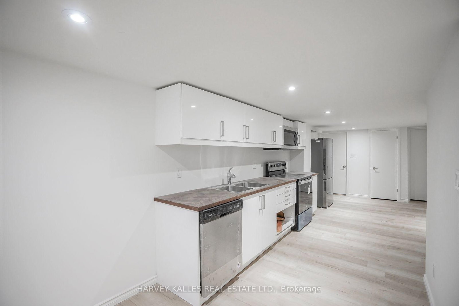 47 Stayner Avenue • Toronto, ON photo 24
