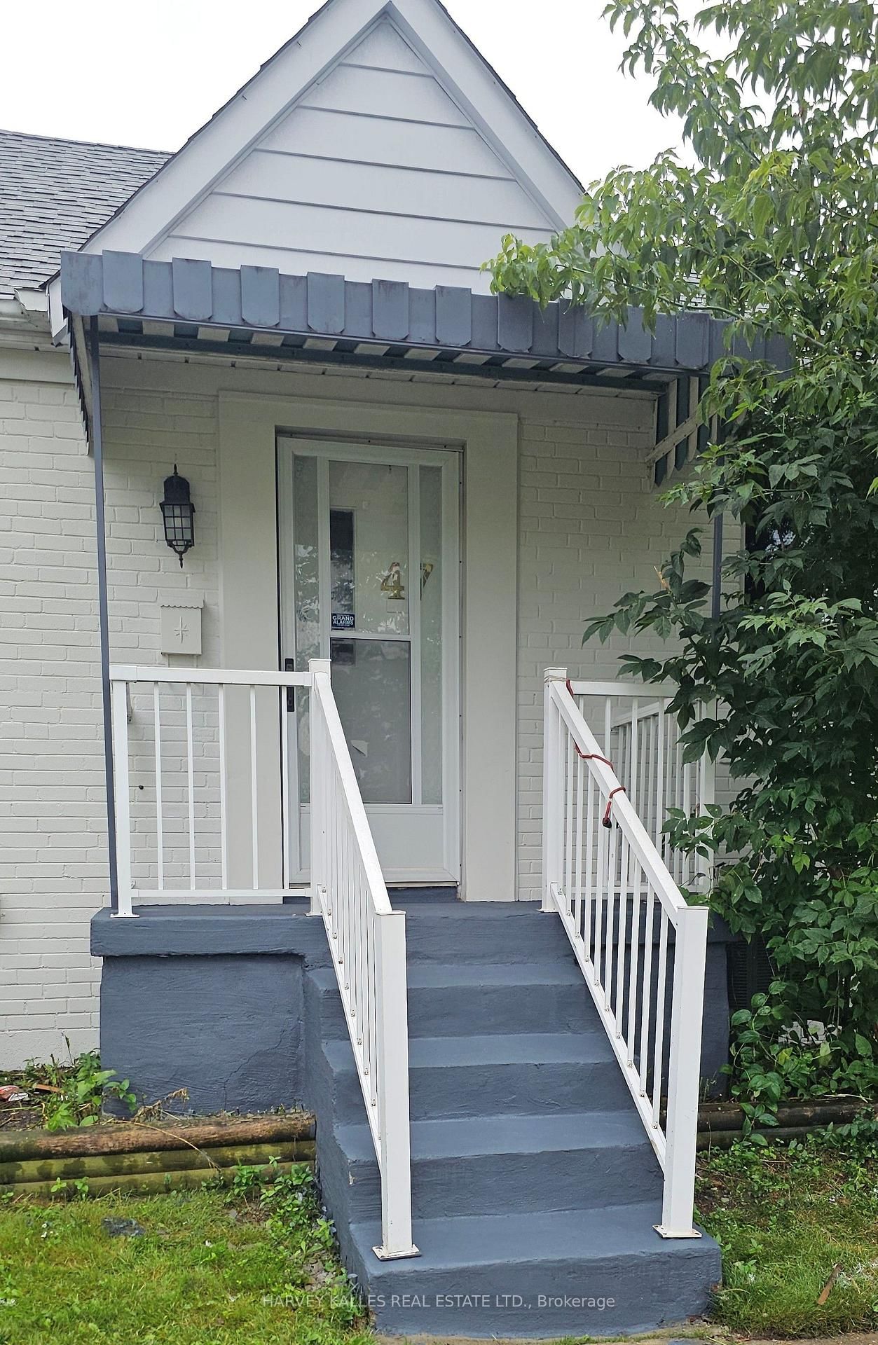 47 Stayner Avenue • Toronto, ON photo 3