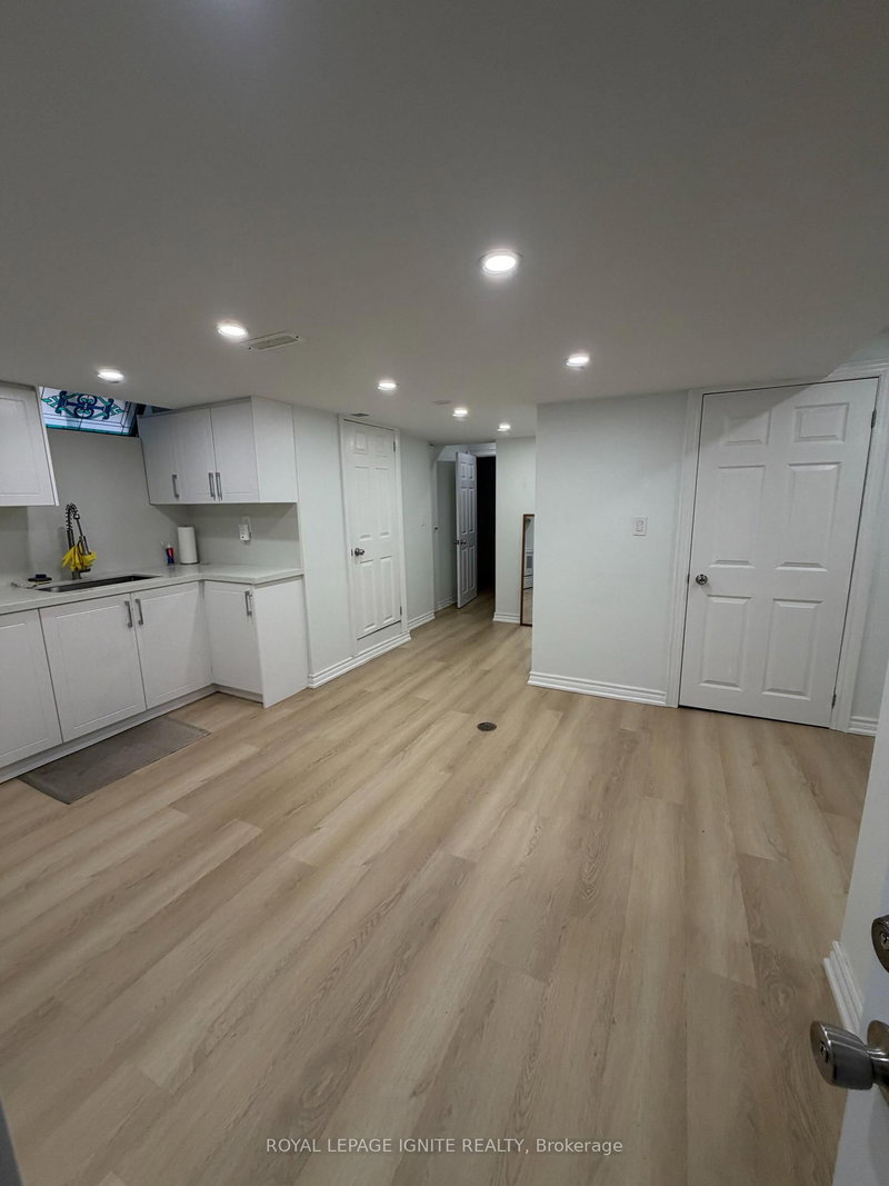 Bsmt - 21A Lambton Avenue