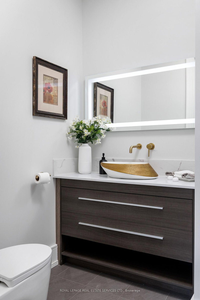 564 Stonecliffe Oakville,ON L6L 4N9 — Photo 26