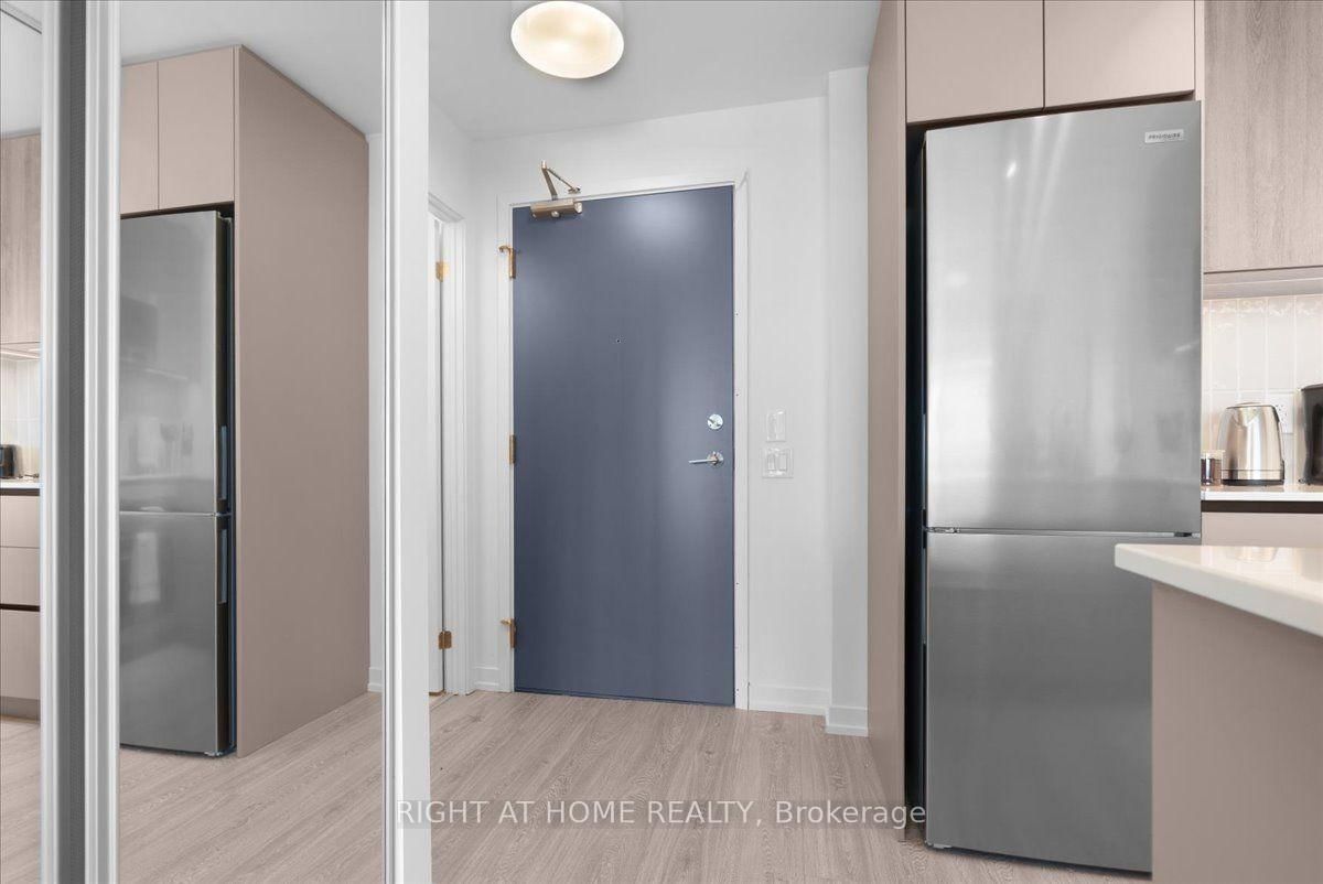 1401-2485 Eglinton Ave, Mississauga, view 11