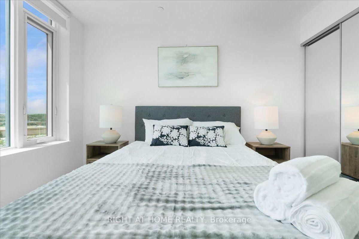1401-2485 Eglinton Ave, Mississauga, view 22