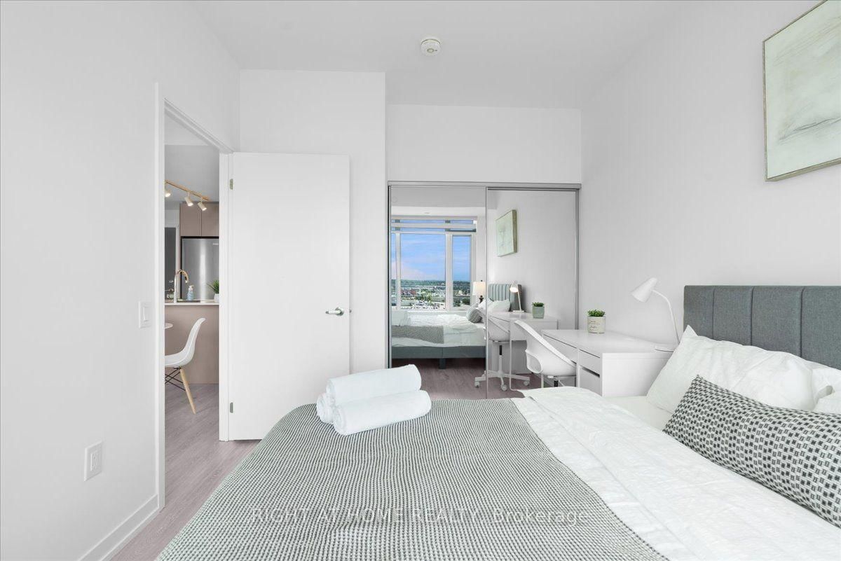 1401-2485 Eglinton Ave, Mississauga, view 27