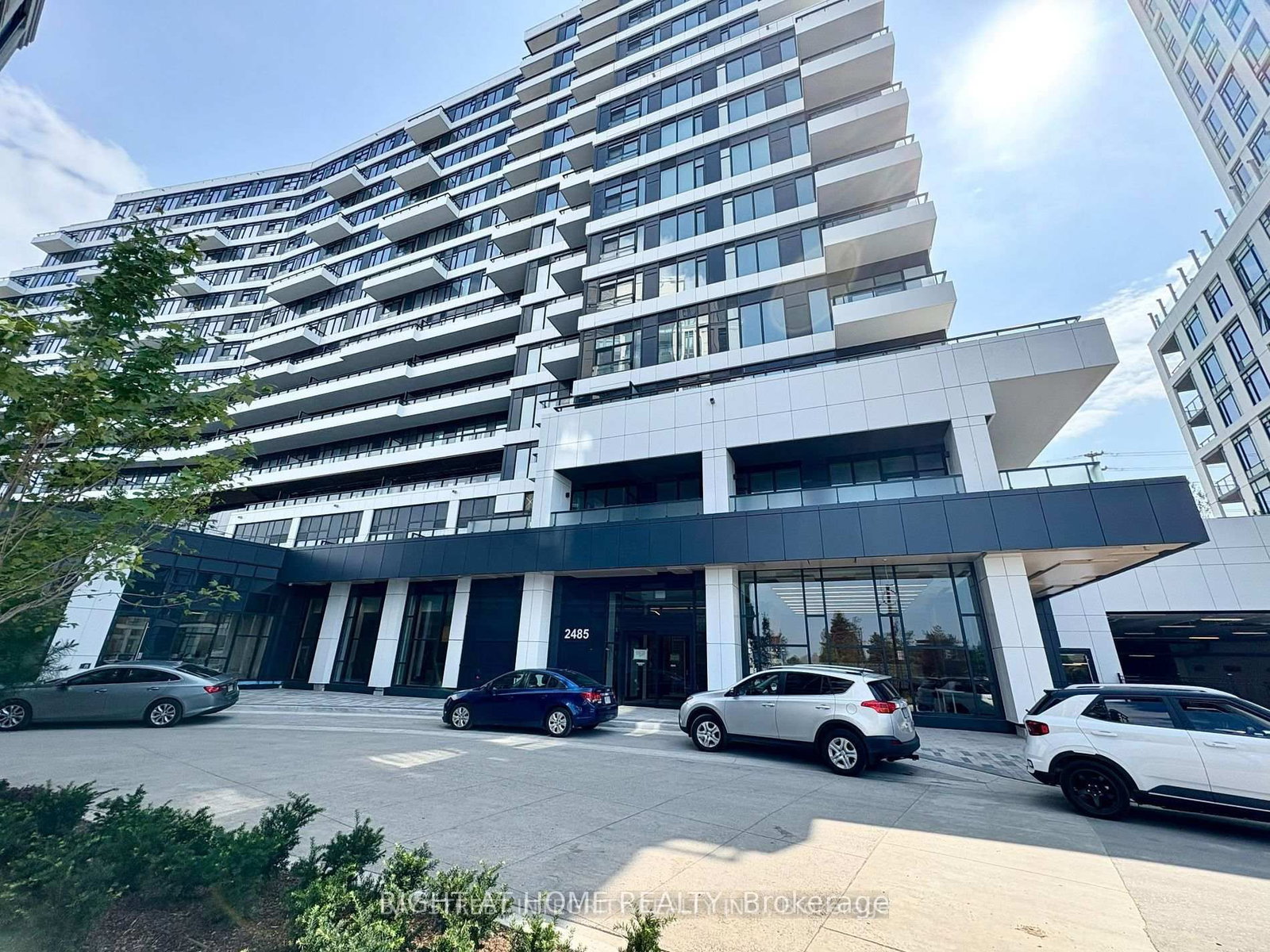 1401-2485 Eglinton Ave, Mississauga, view 3