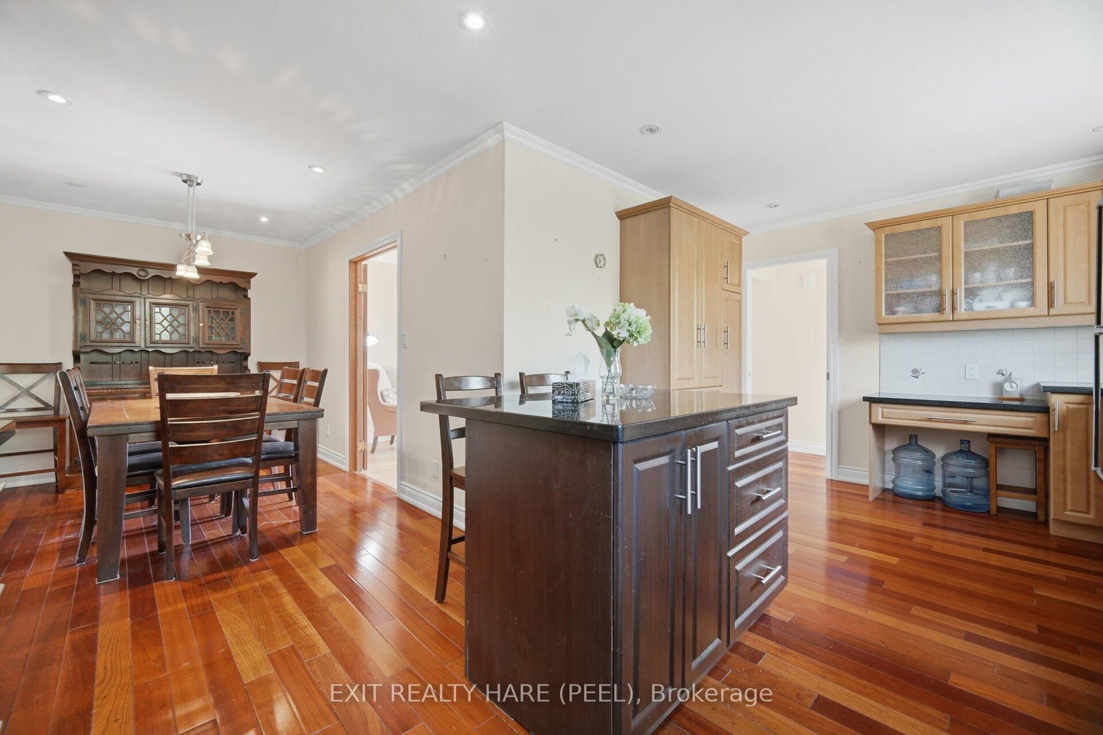 30 Thorsby Court • Brampton, ON photo 10