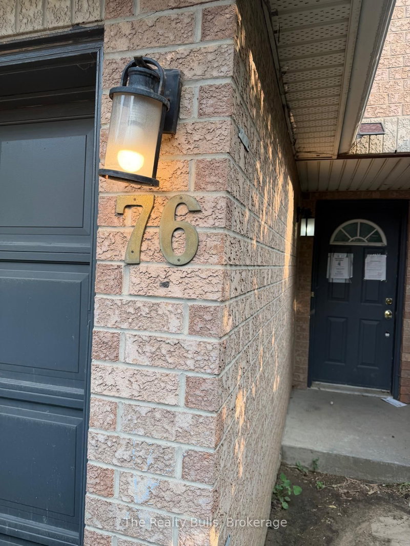 76 - 76 Spadina Road
