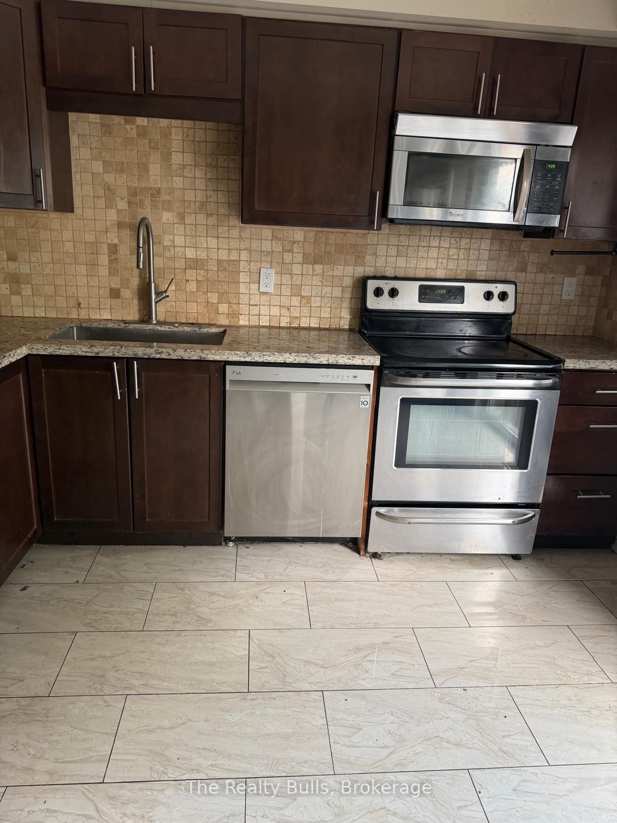 76 Spadina Road • #76 • Brampton, ON photo 4