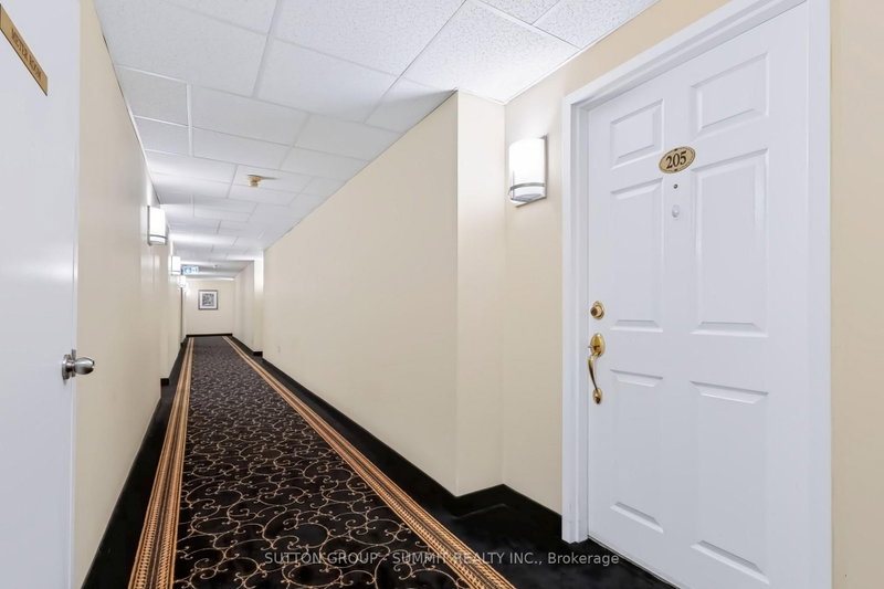 B205 - 216 Plains Road W