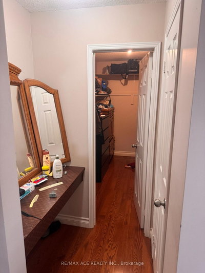26 Brownridge Brampton,ON L6W 4L4 — Photo 11