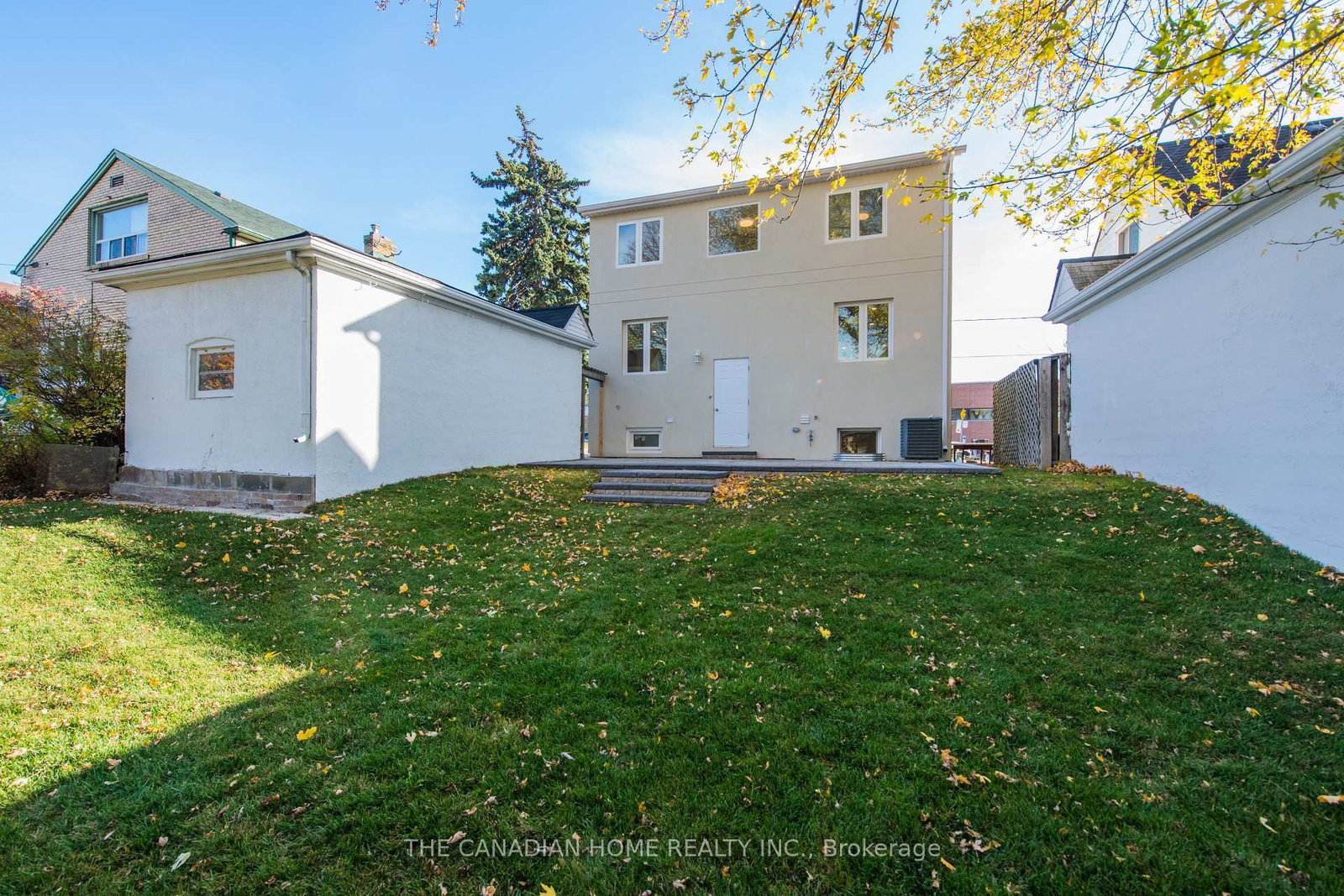 BASEMENT - 8 Clearview Heights, Toronto 5
