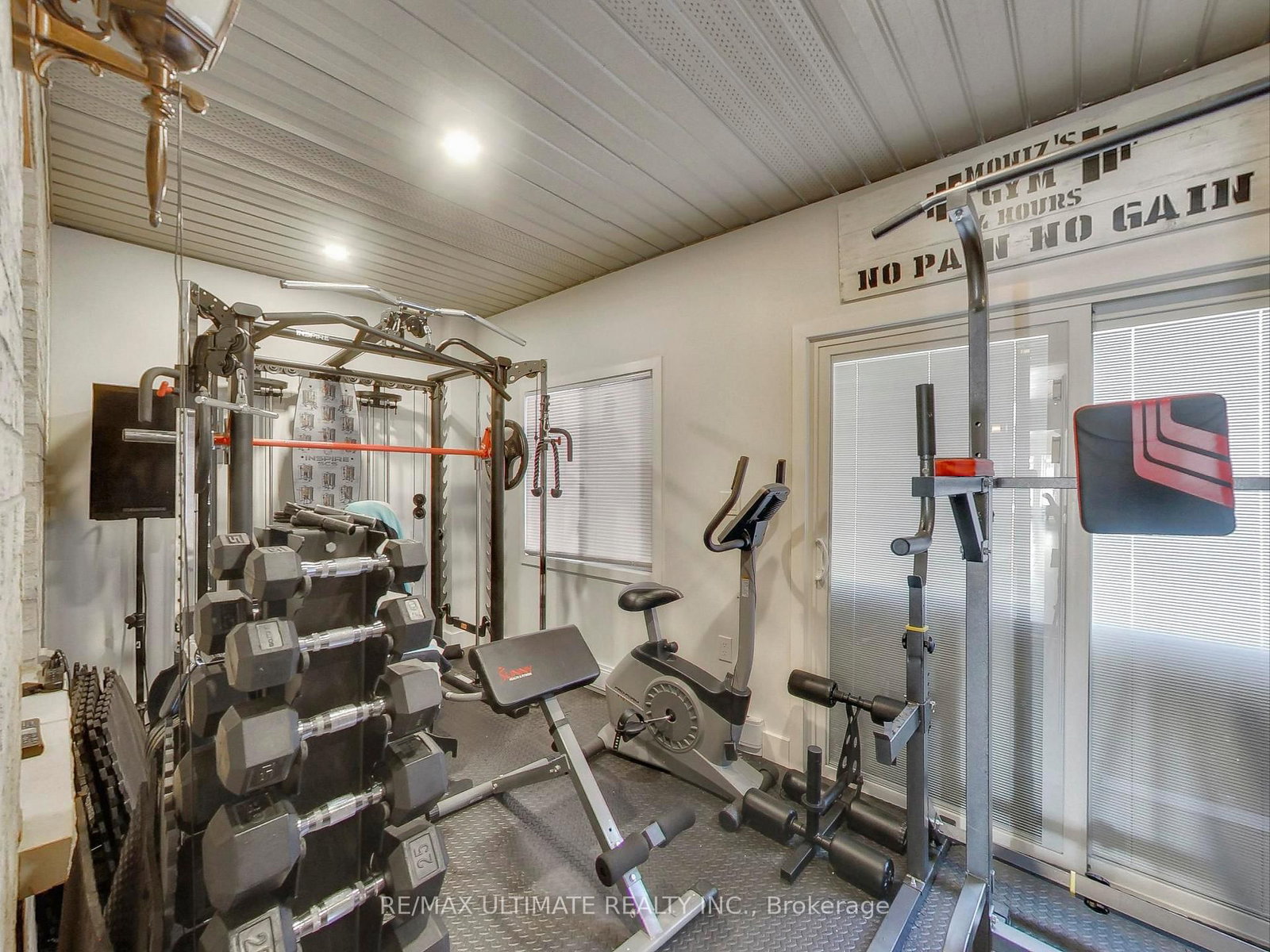 26 Dynevor Road • Toronto, ON photo 15