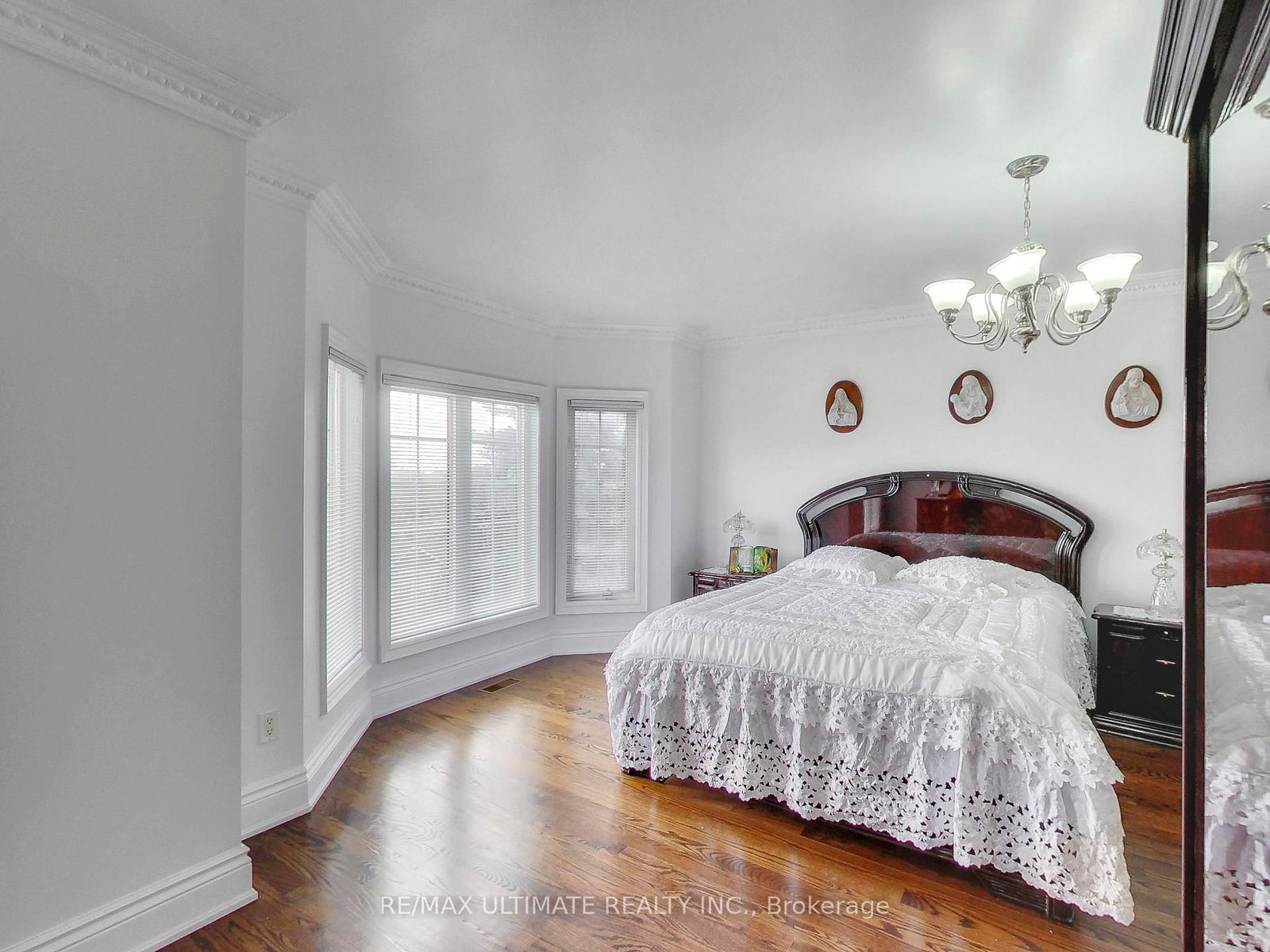 26 Dynevor Road • Toronto, ON photo 19