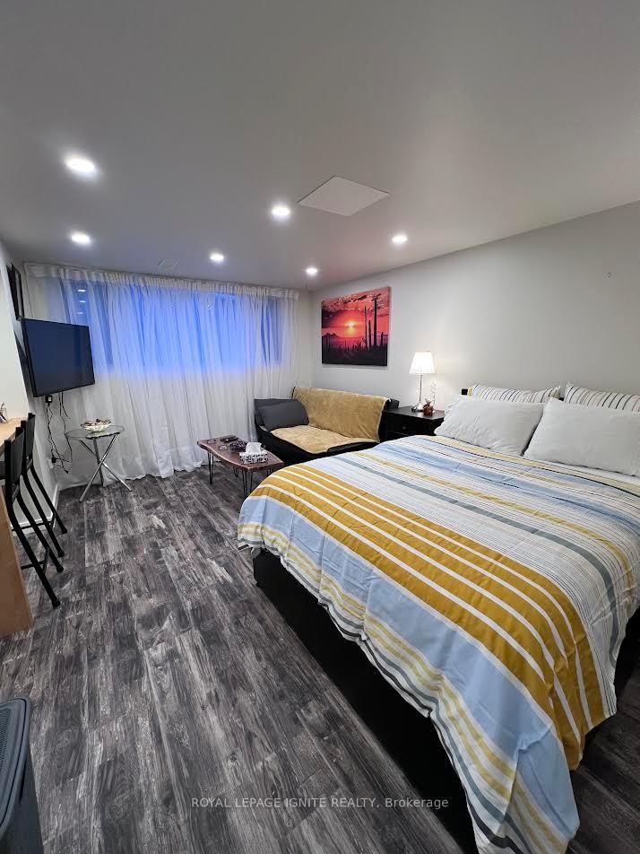 BSMNT - 208 Rosemount Avenue