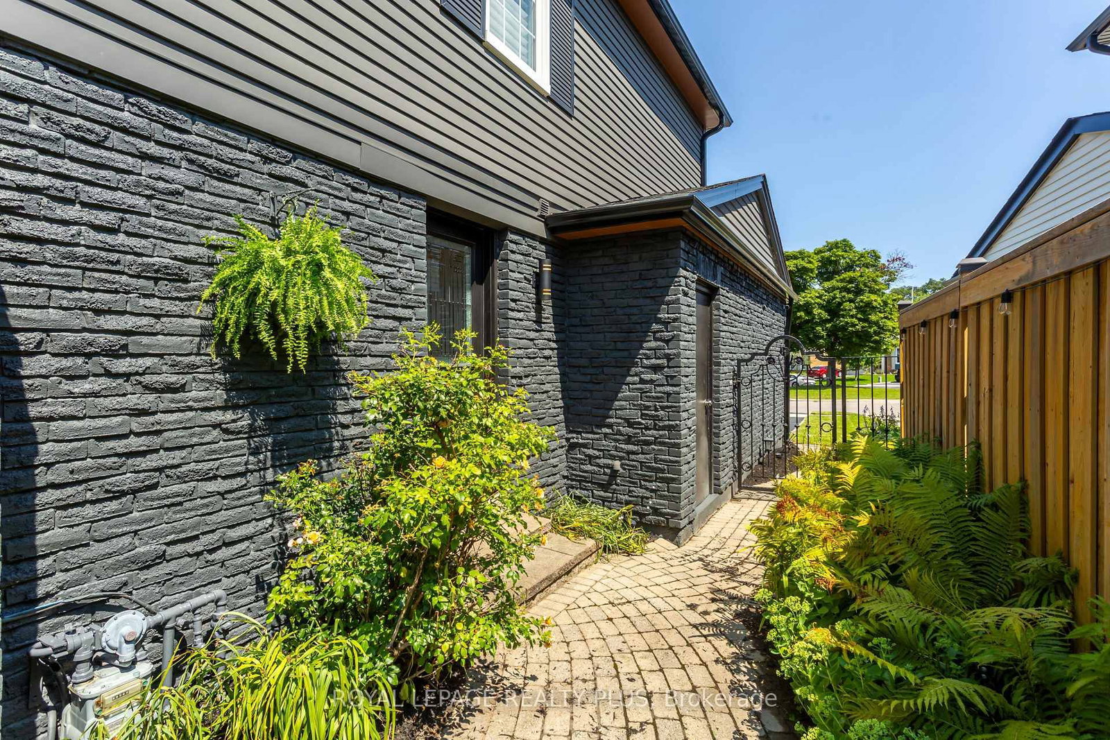 2985 Dancer Court • Mississauga, ON photo 28