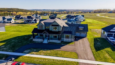 55 William Crisp Drive E • Caledon, ON photo 2