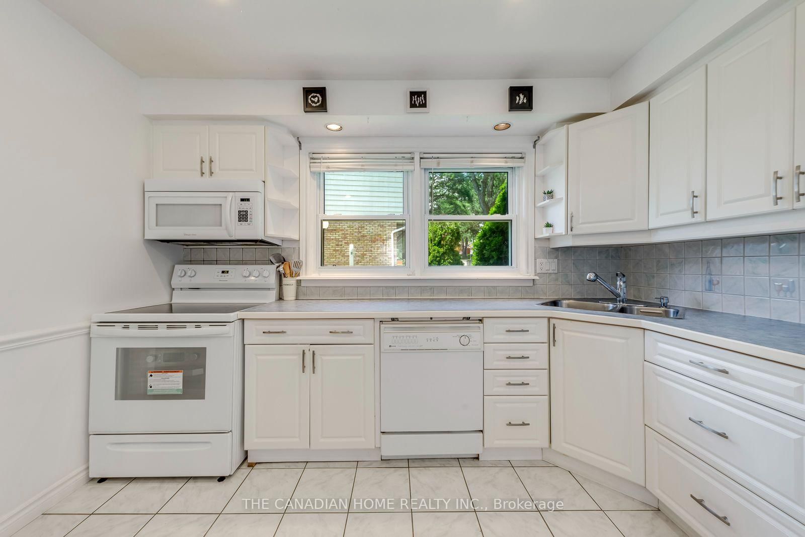 2226 Upper Middle Road • #3 • Burlington, ON photo 19