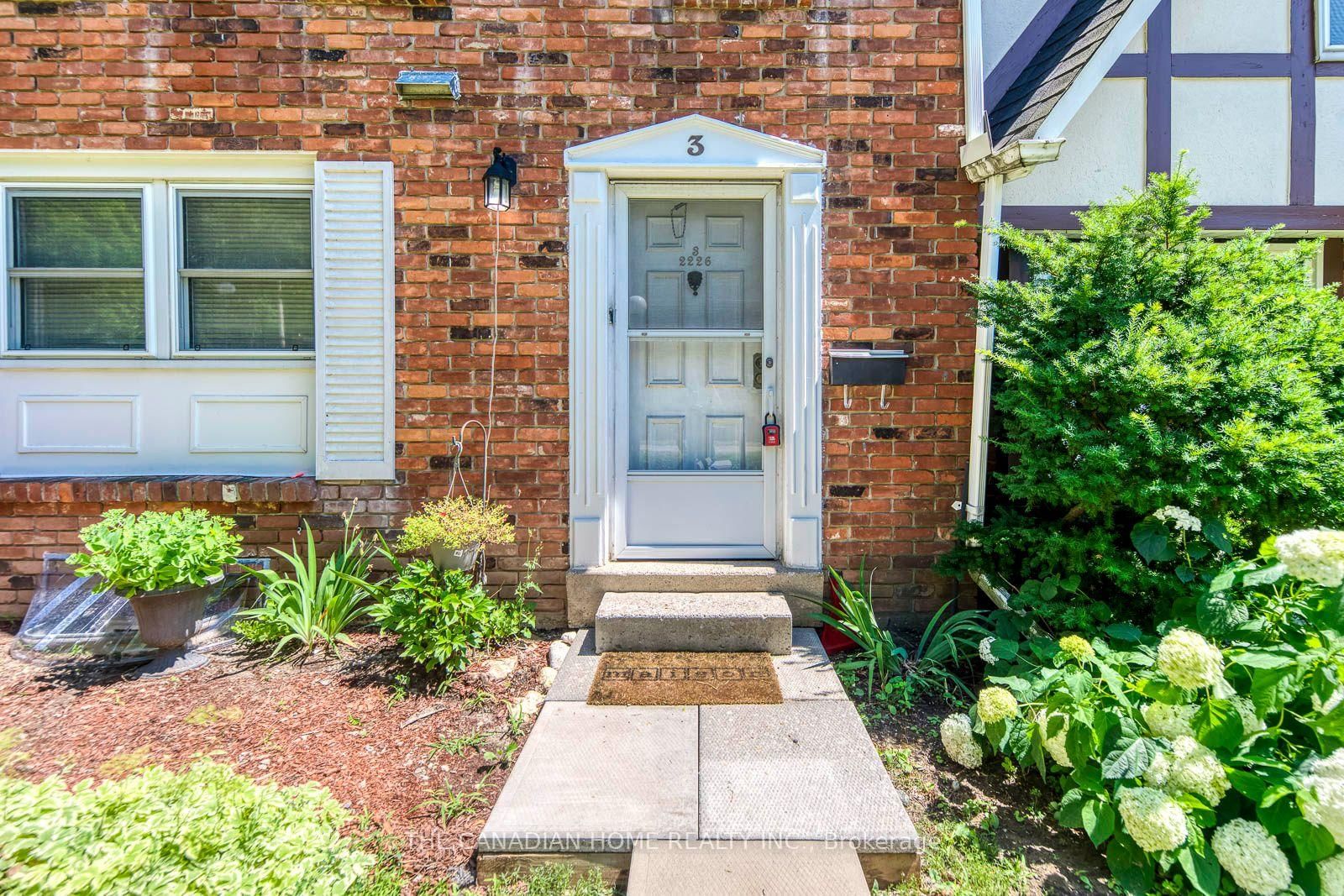 2226 Upper Middle Road • #3 • Burlington, ON photo 4