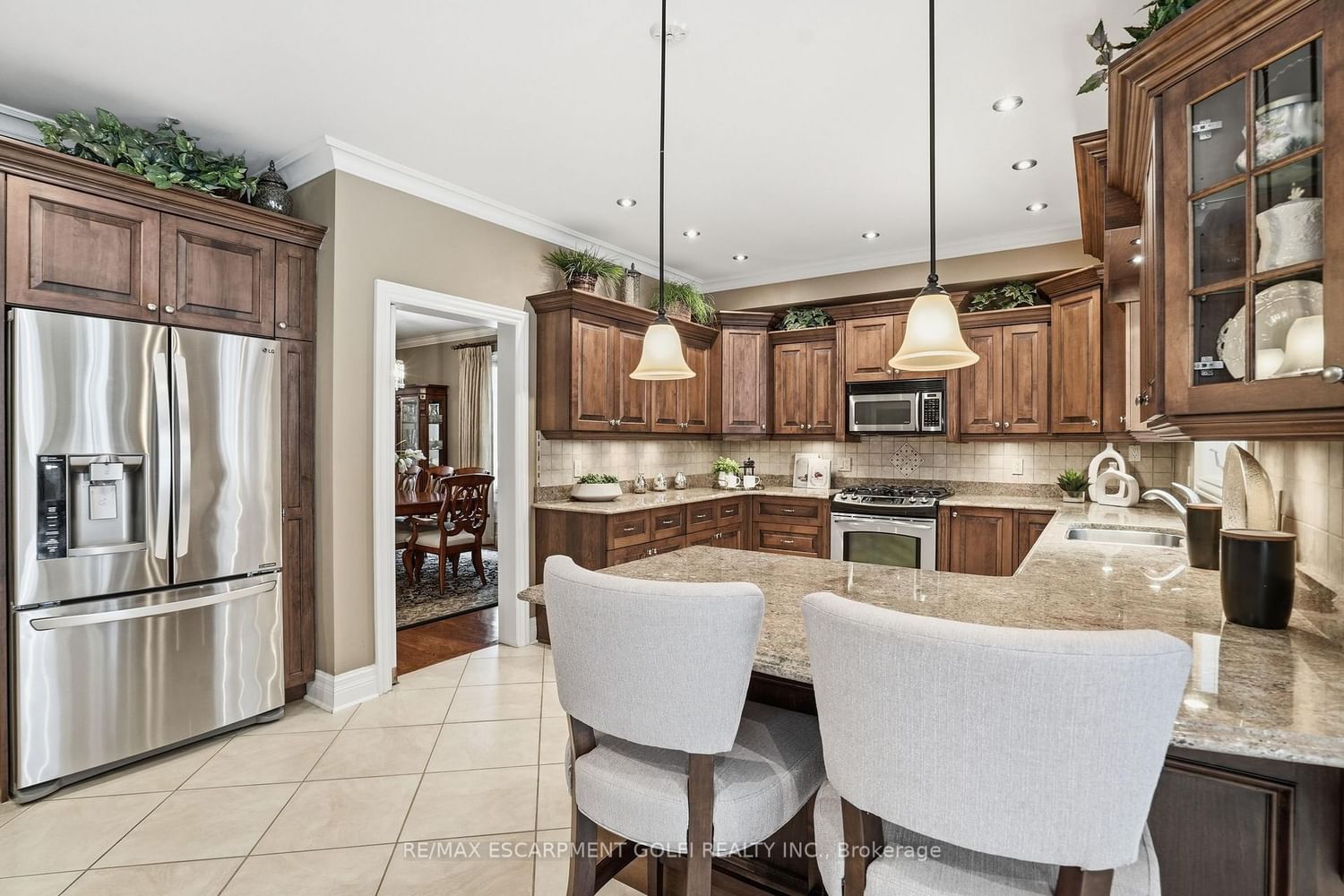 1121 Forestvale Drive • Burlington, ON photo 10
