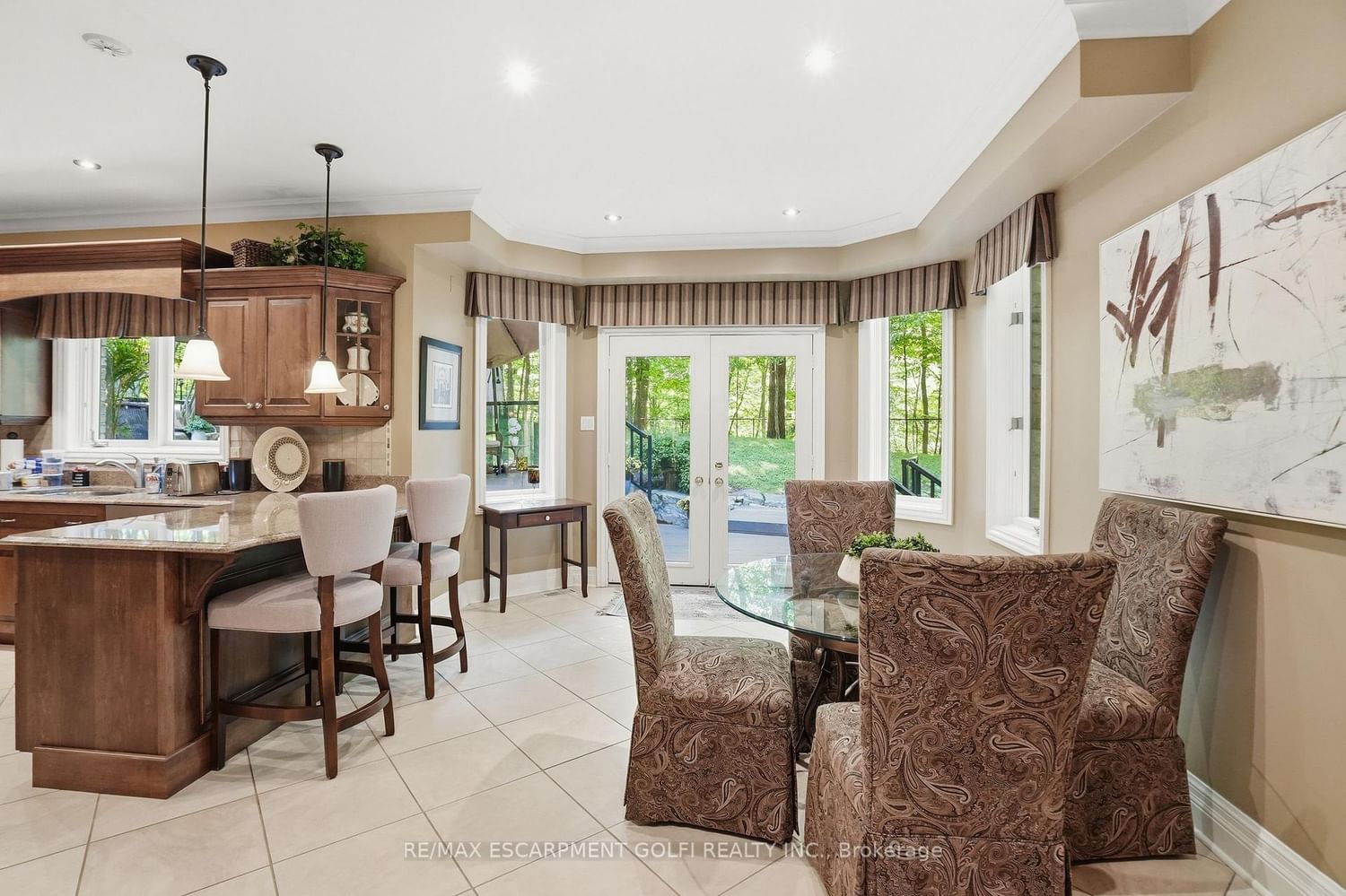 1121 Forestvale Drive • Burlington, ON photo 13