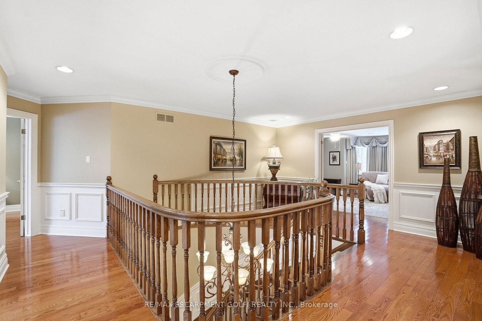 1121 Forestvale Drive • Burlington, ON photo 25