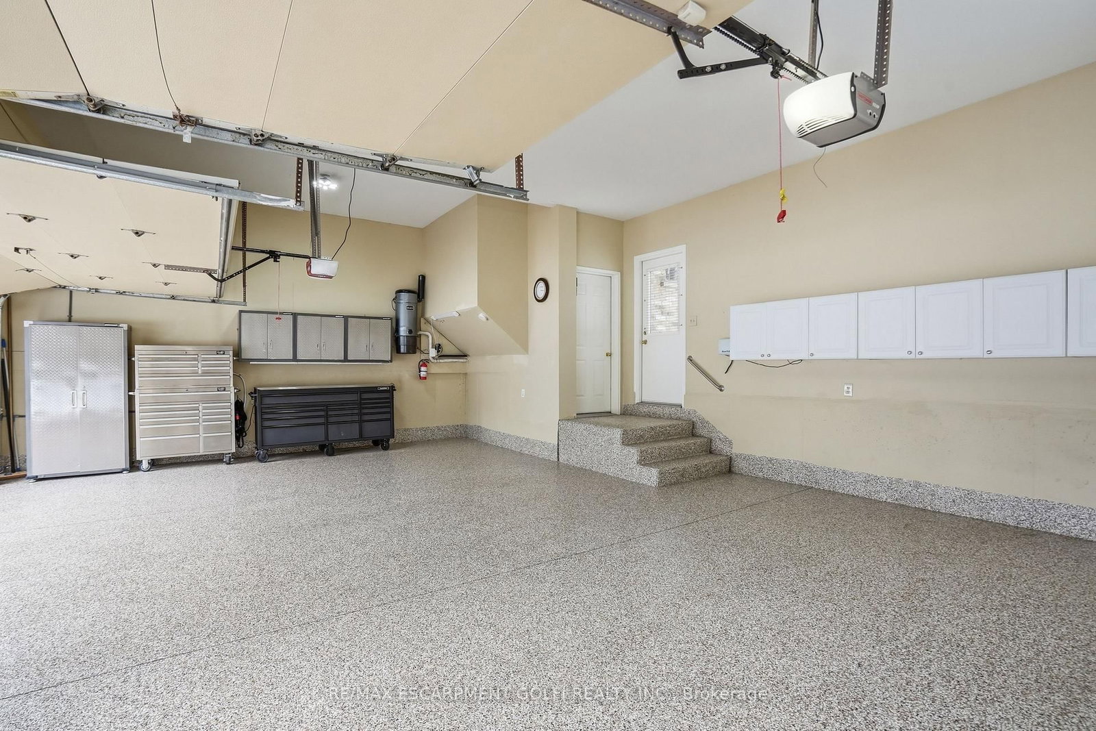 1121 Forestvale Drive • Burlington, ON photo 38