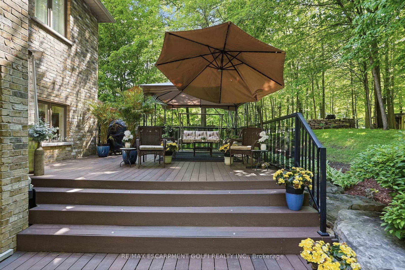 1121 Forestvale Drive • Burlington, ON photo 40