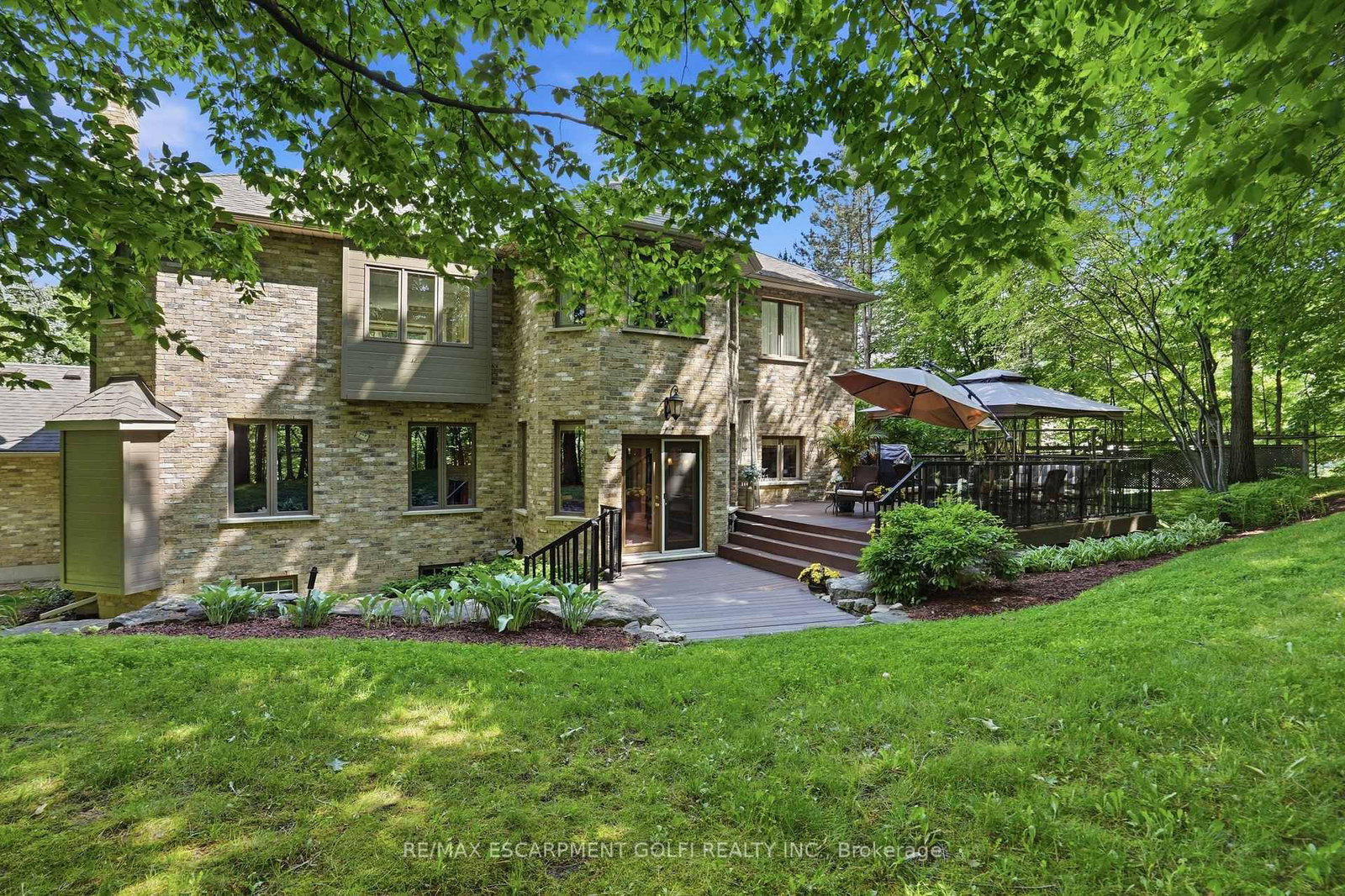 1121 Forestvale Drive • Burlington, ON photo 46