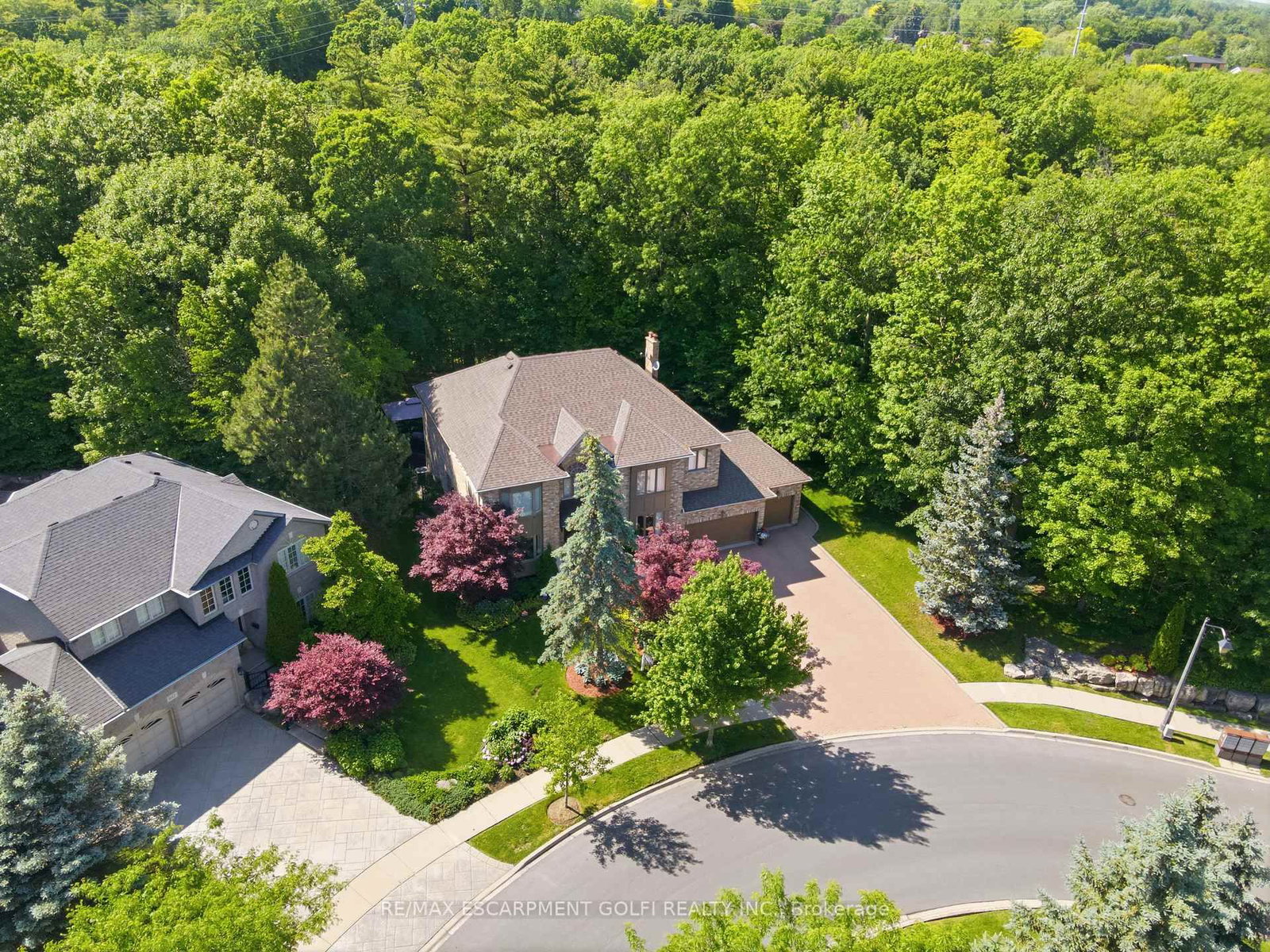 1121 Forestvale Drive • Burlington, ON photo 47