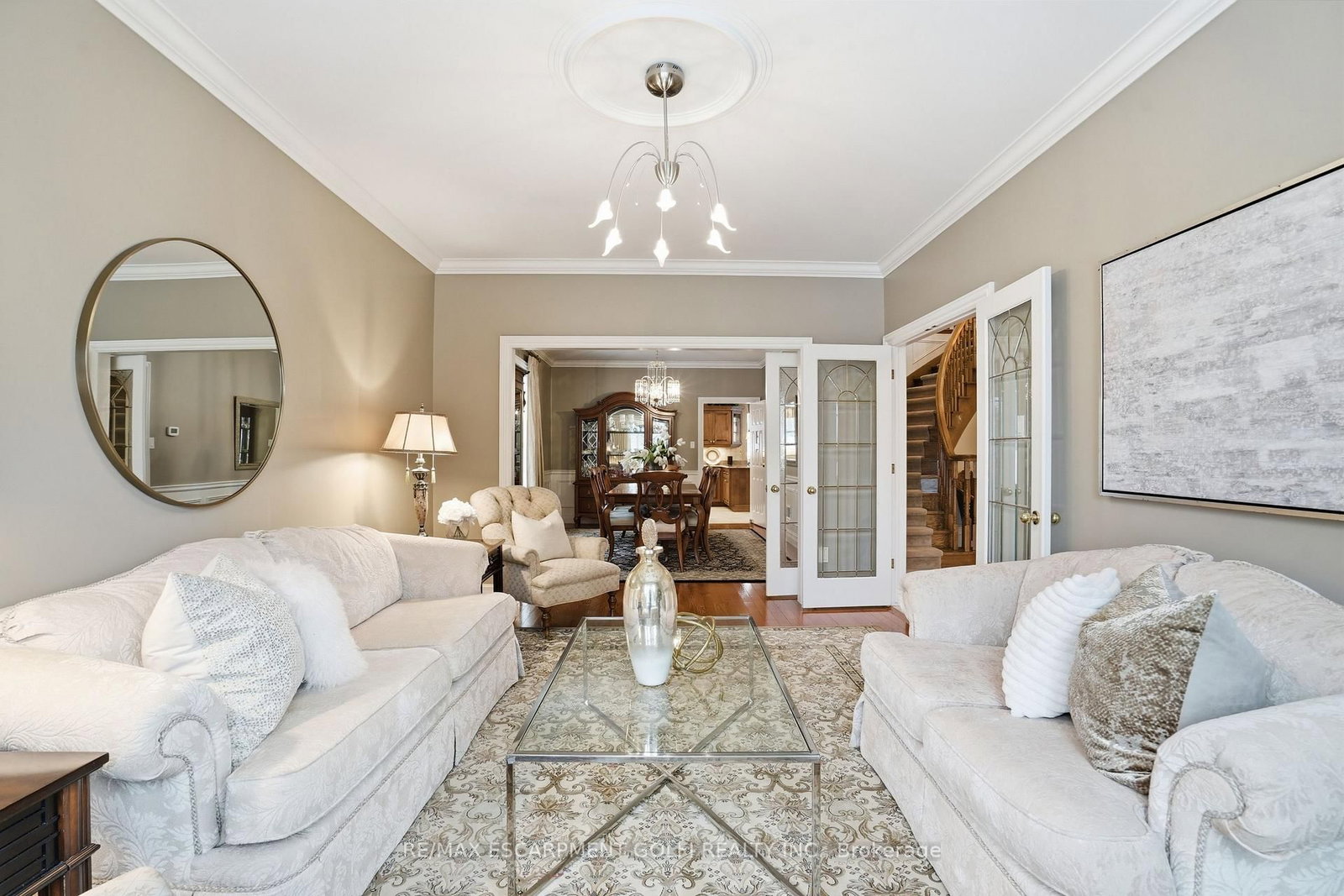 1121 Forestvale Drive • Burlington, ON photo 7