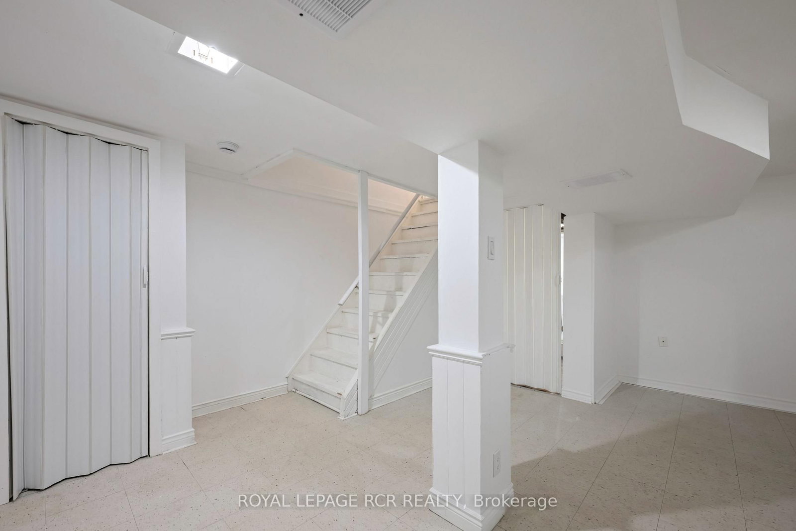 19 Oxford Street • Orangeville, ON photo 21