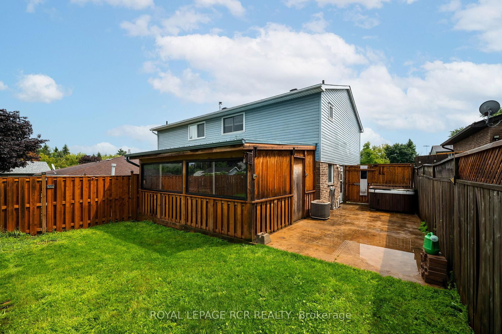 19 Oxford Street • Orangeville, ON photo 29