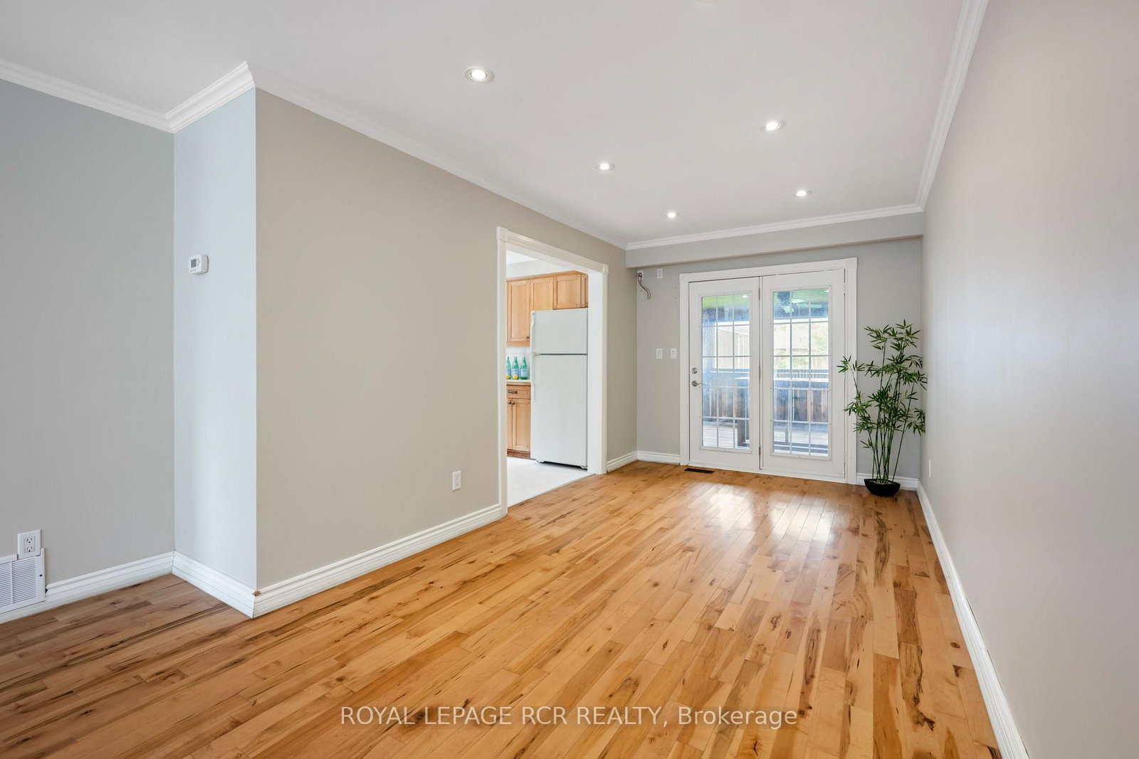 19 Oxford Street • Orangeville, ON photo 6
