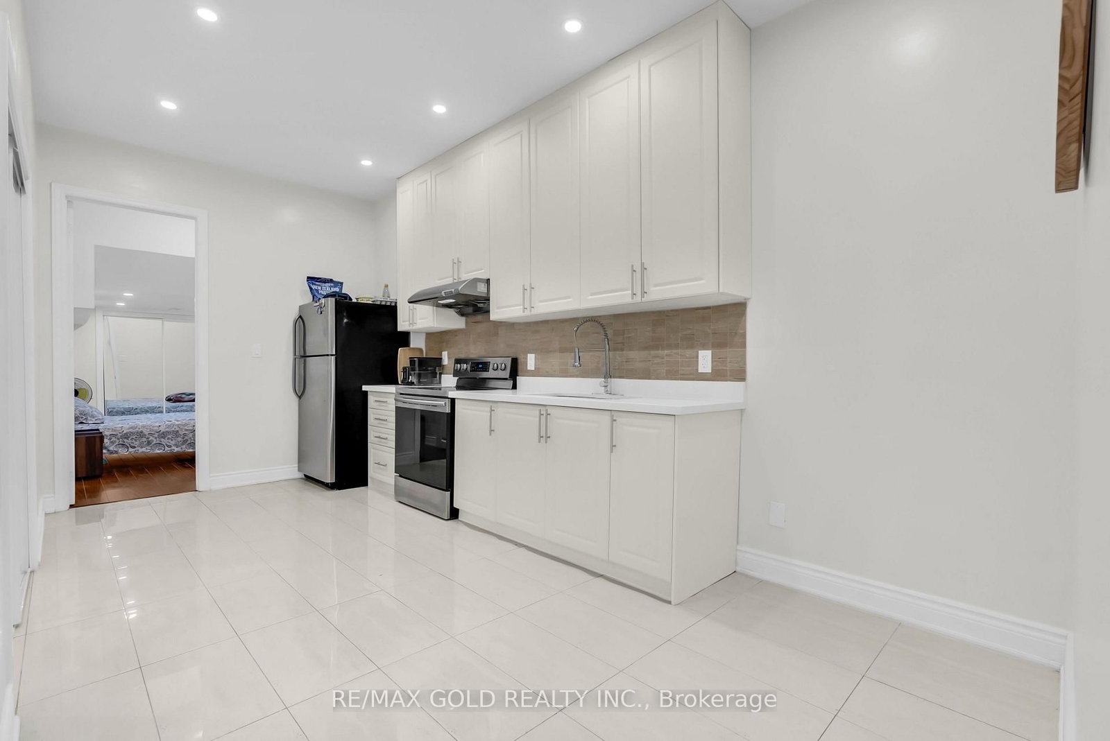1547 Farmstead Drive • Milton, ON photo 37