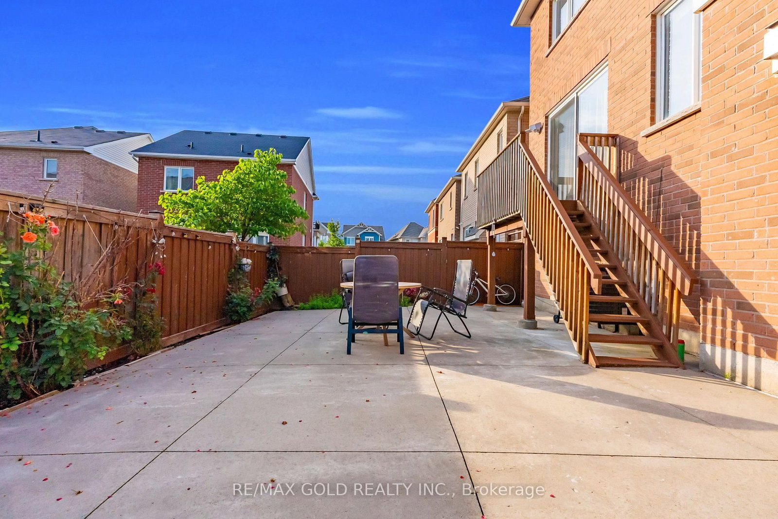 1547 Farmstead Drive • Milton, ON photo 48