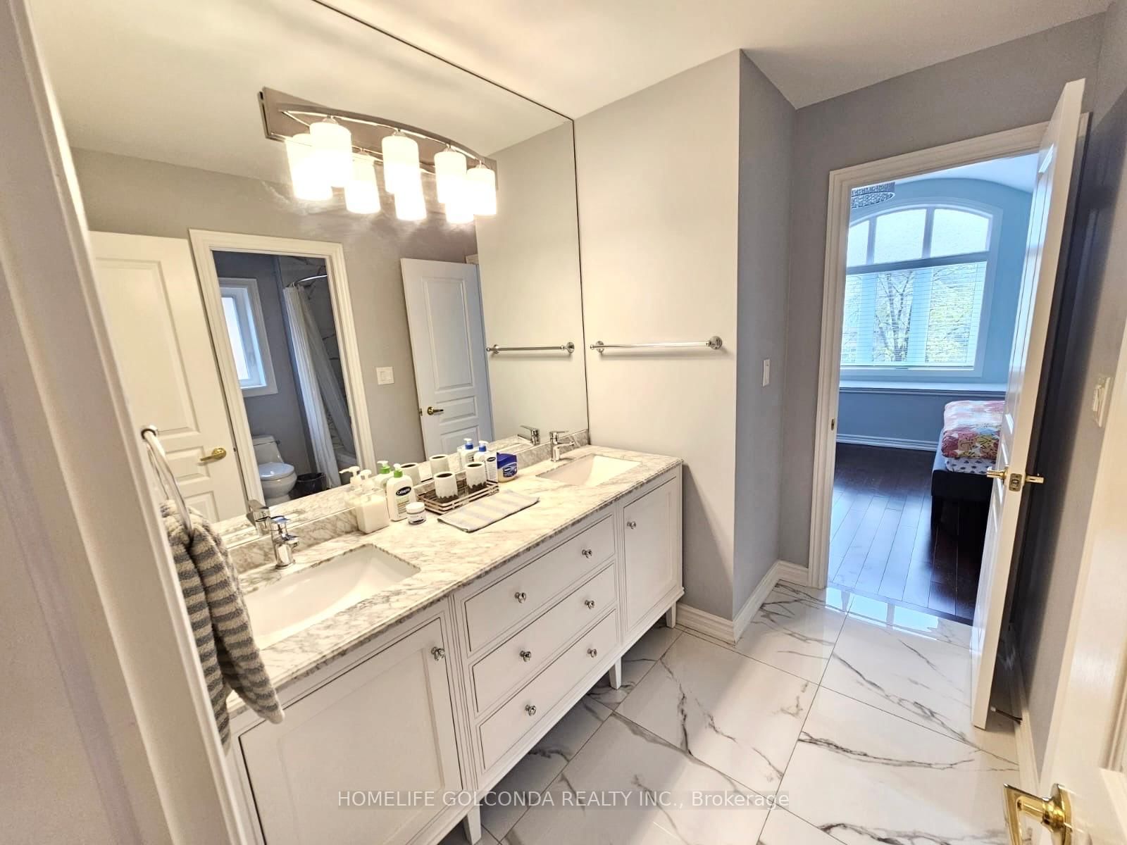 3252 Larry Crescent • Oakville, ON photo 33